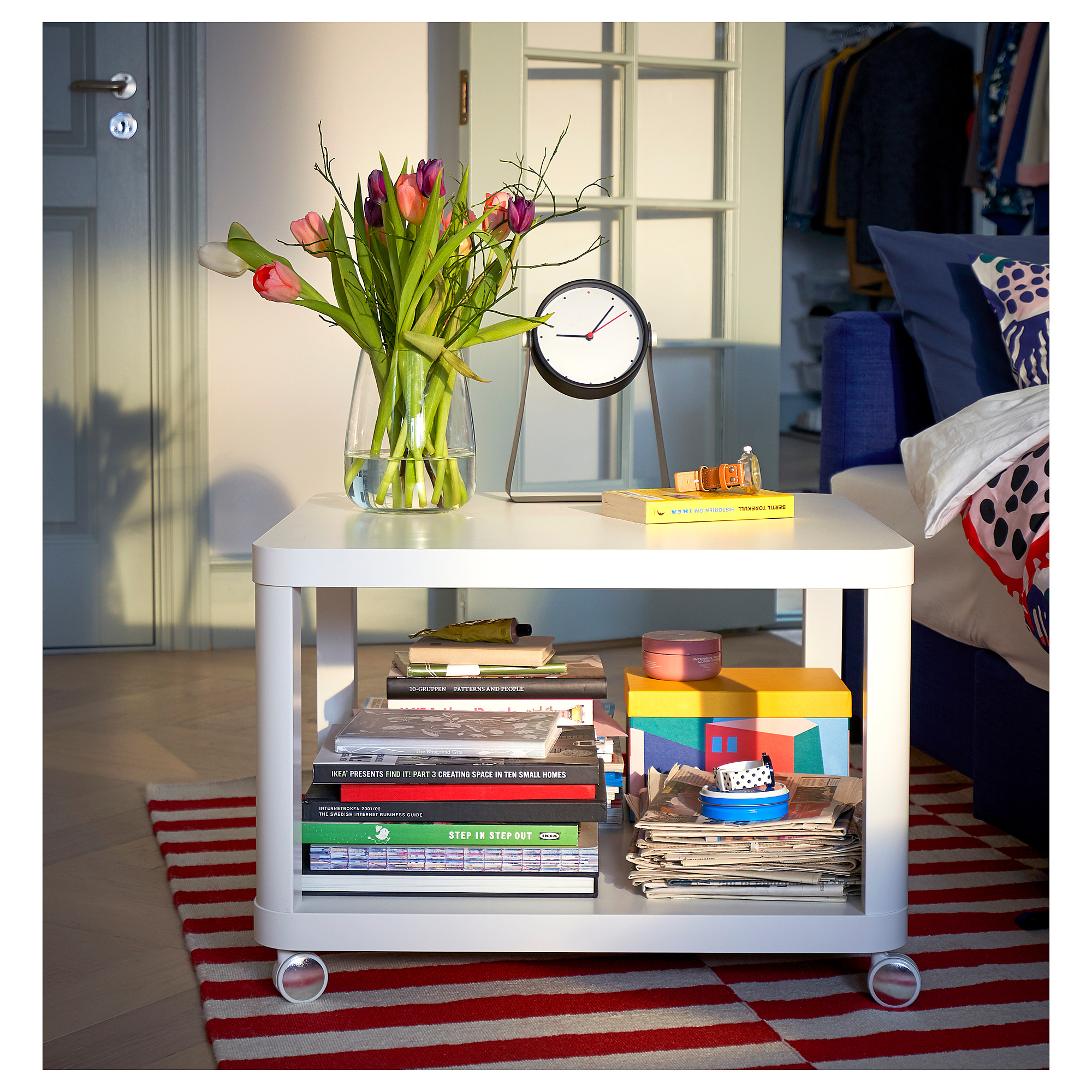 TINGBY side table on castors