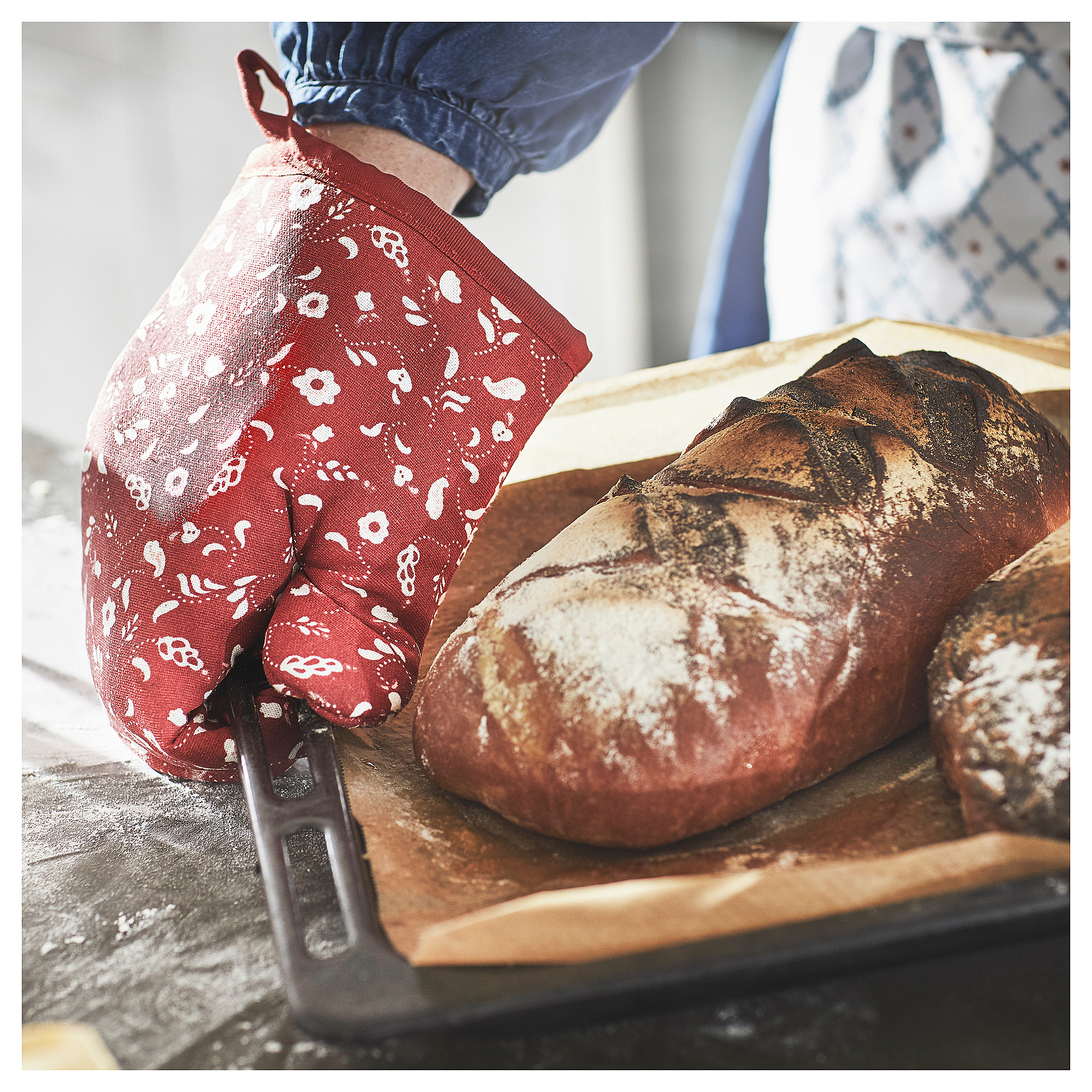 INAMARIA oven glove