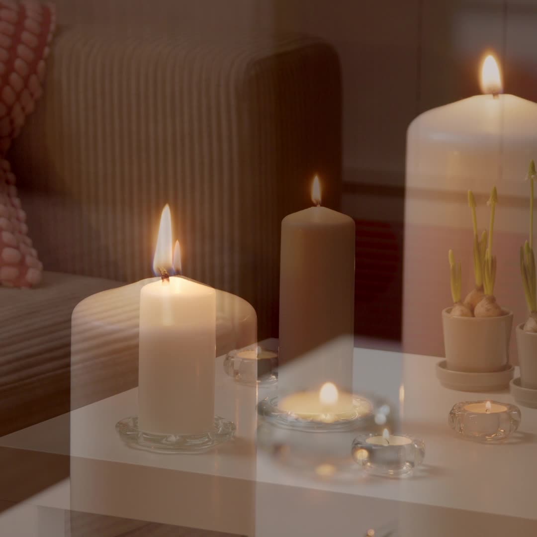 蠟燭 書畫 永恆的瞬間──〈兩支蠟燭〉🕯️🕯️】#作品介紹​ 德國藝術家#格