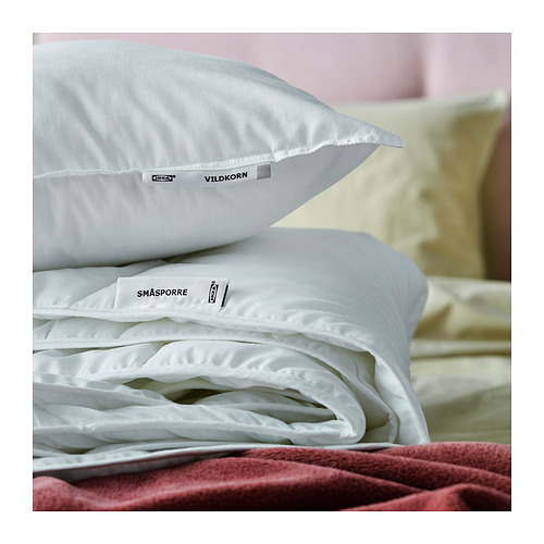 SMÅSPORRE all seasons duvet