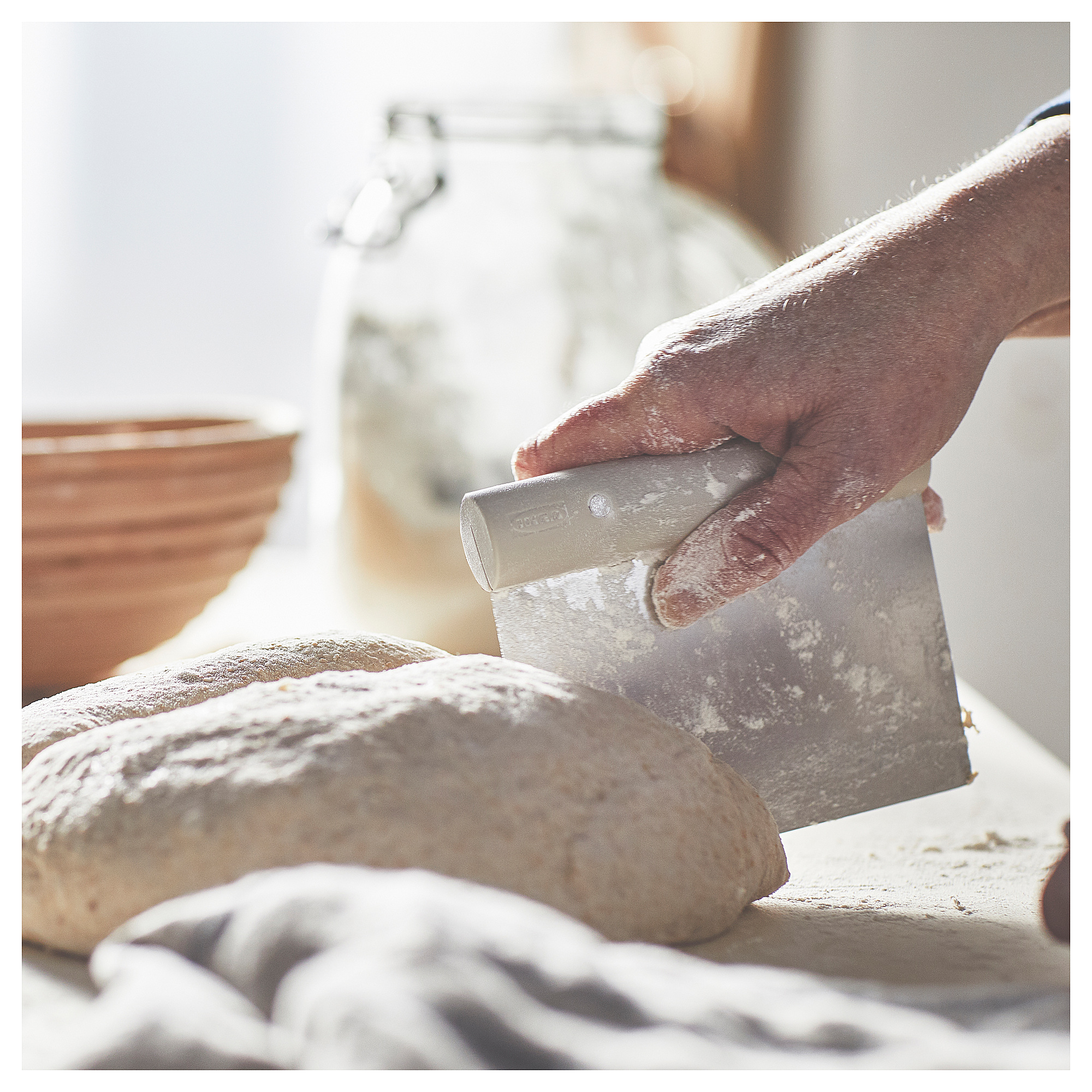 LÄTTBAKAD dough cutter