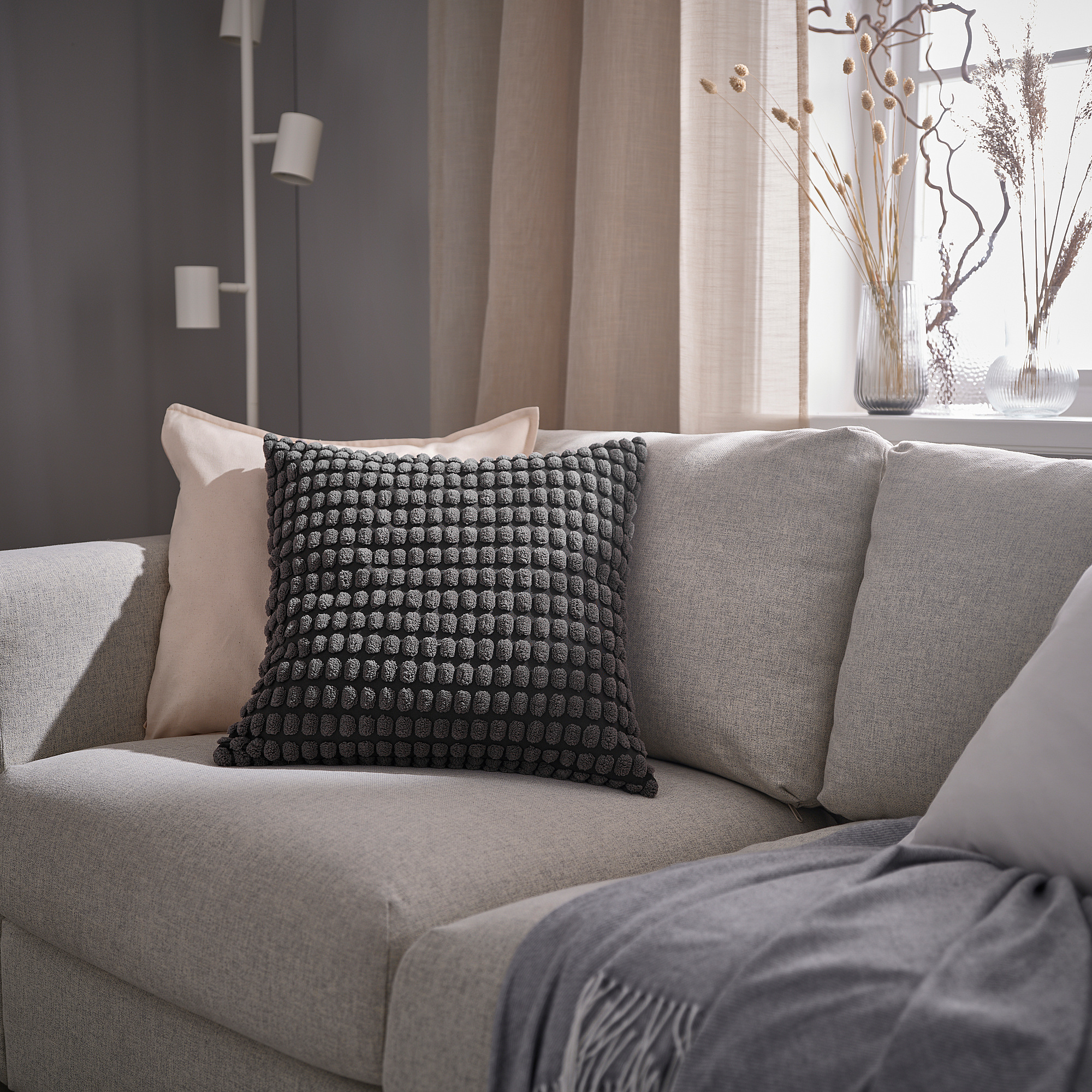 SVARTPOPPEL 靠枕套