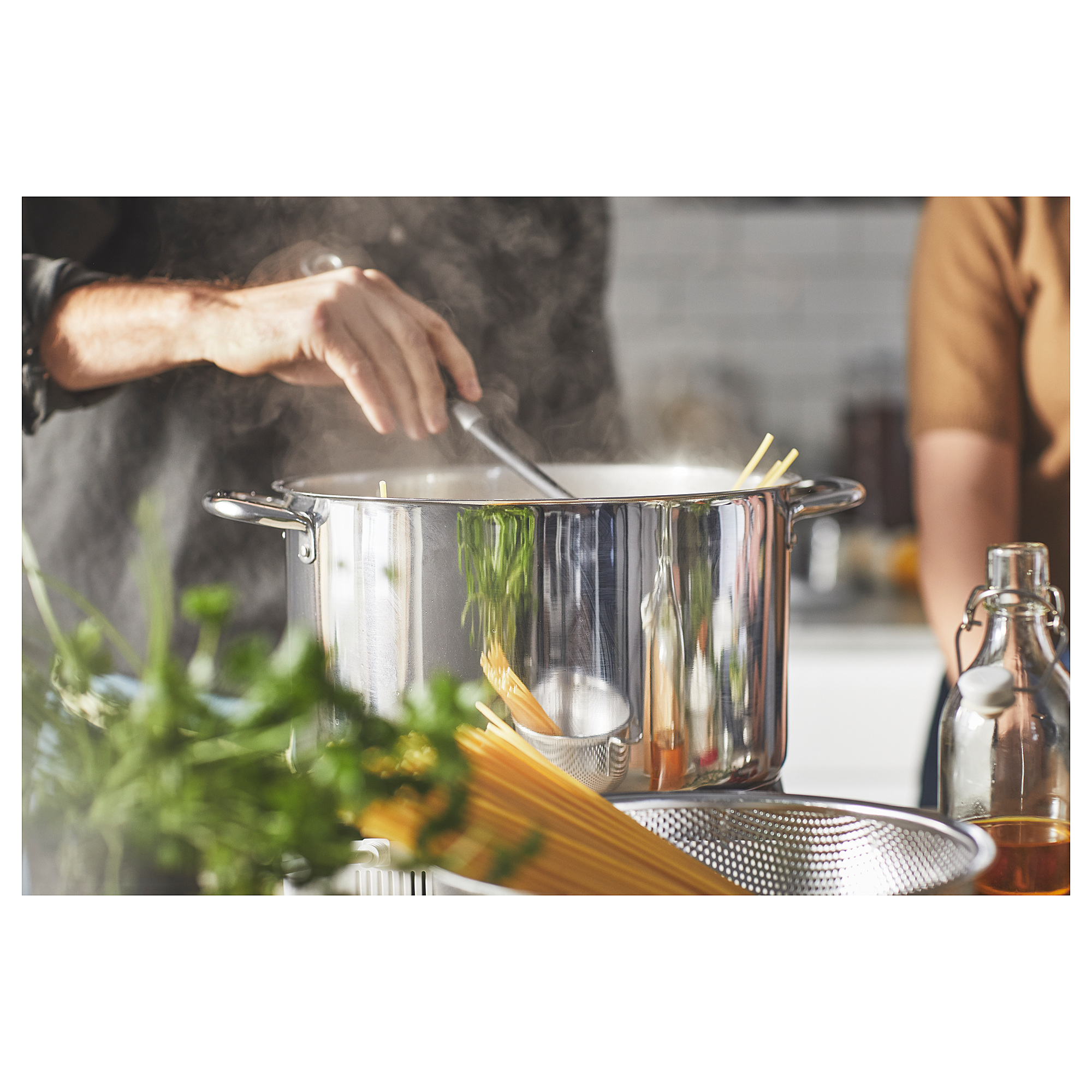 IKEA 365+ pot with lid