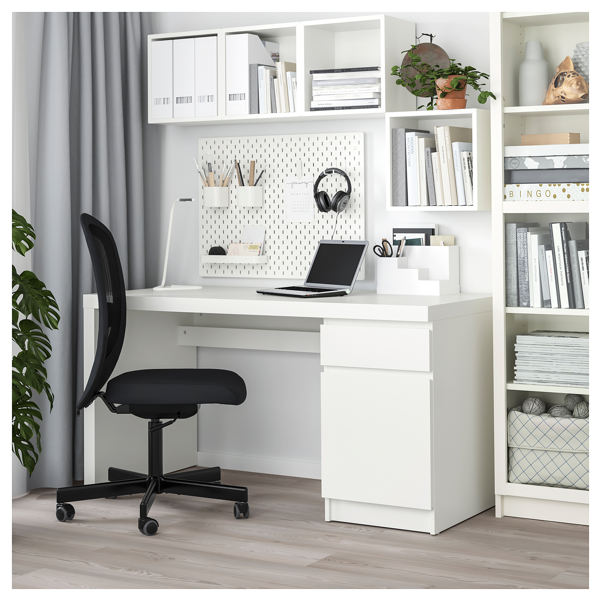 MALM desk