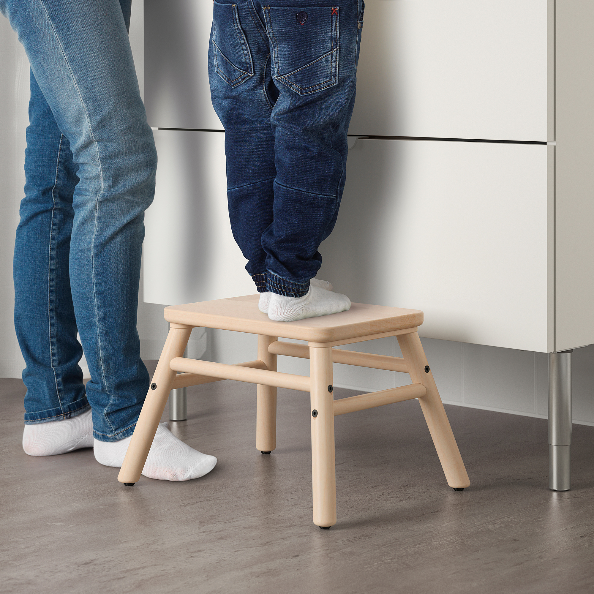 VILTO step stool