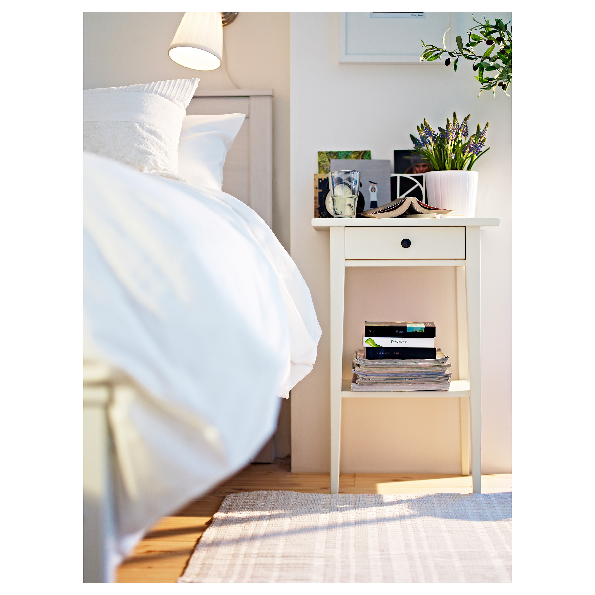 hemnes 床边桌