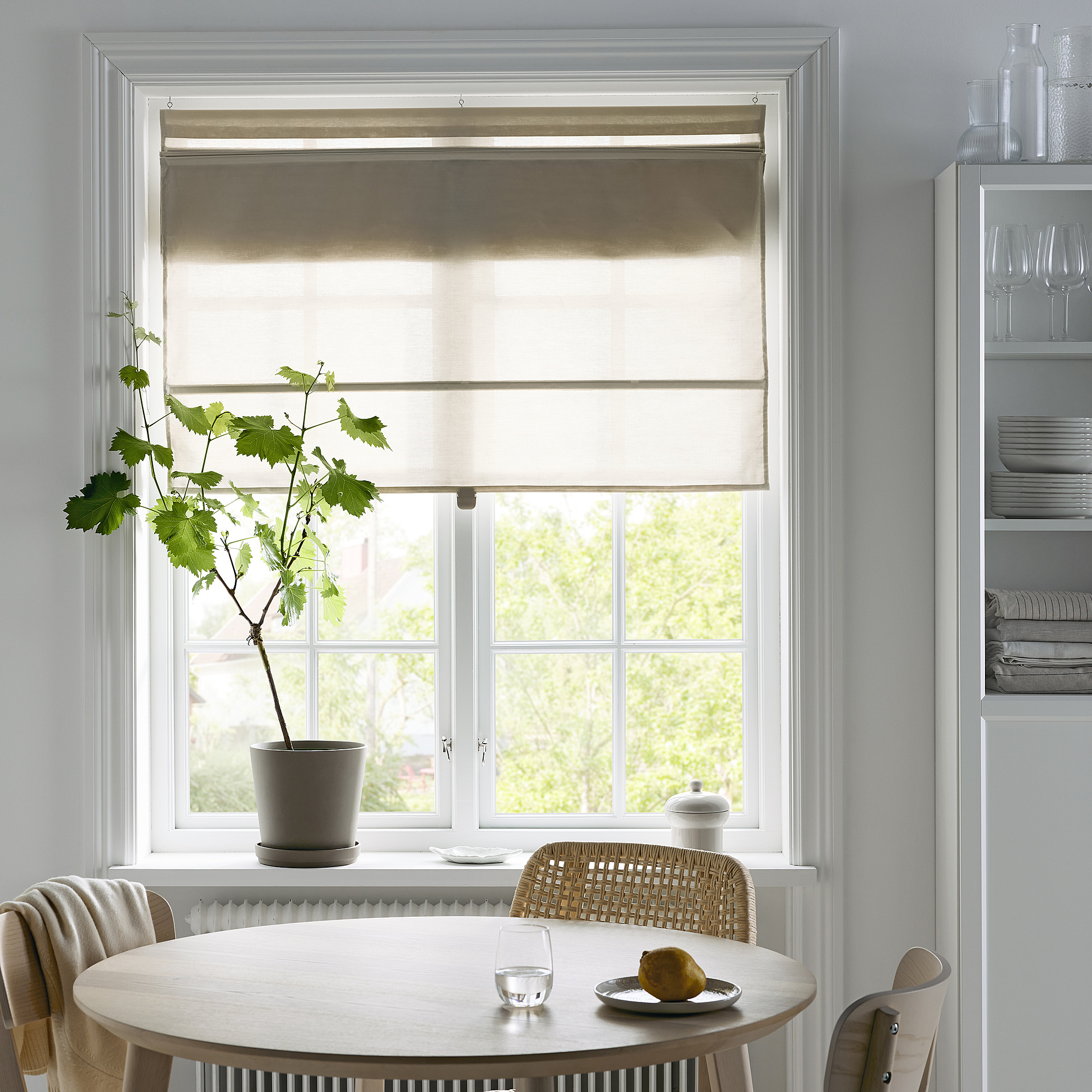 RINGBLOMMA Roman blind