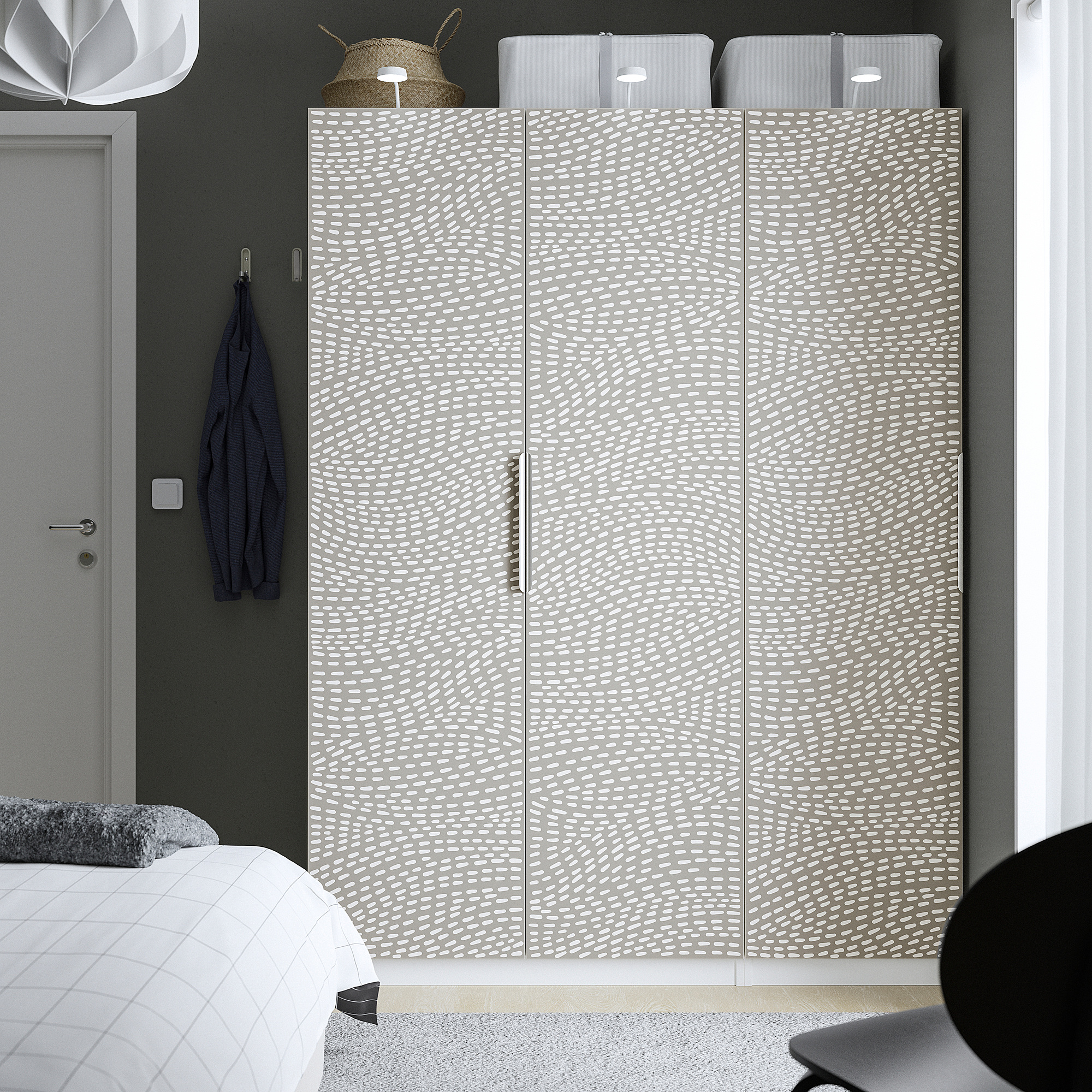MISTUDDEN door