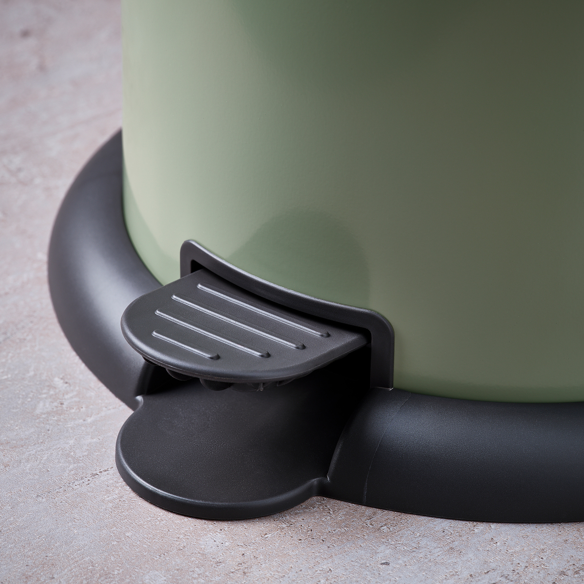 GÅNGSKYFFEL 腳踏式垃圾桶