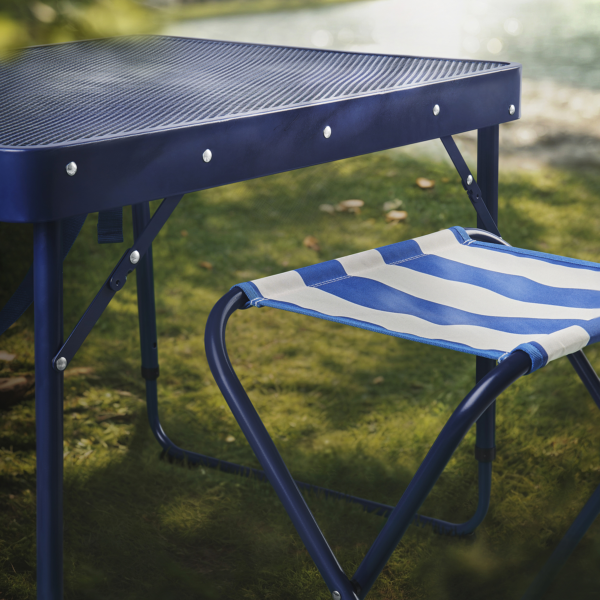 STRANDÖN folding stool