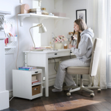 BRYTNING desk