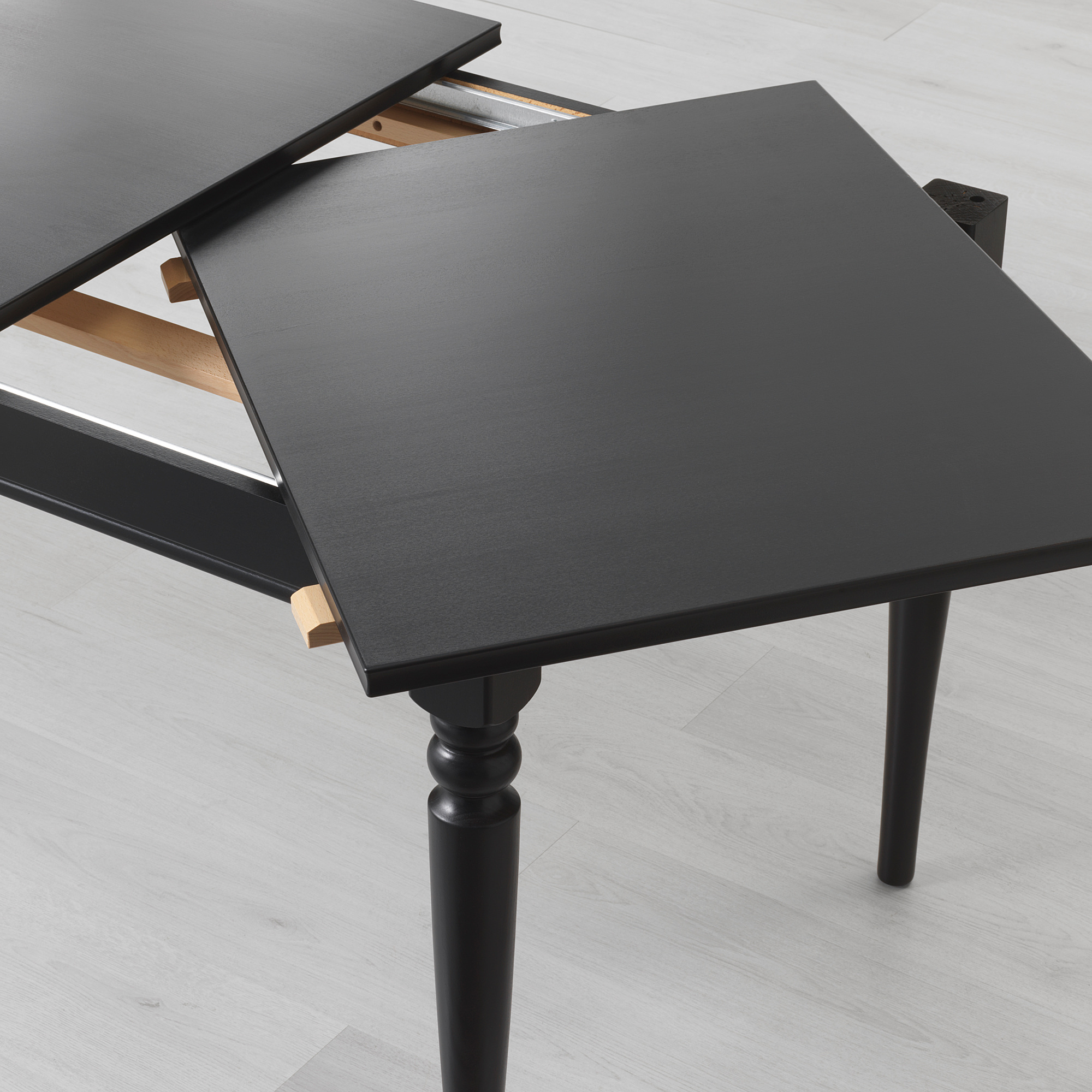 INGATORP extendable table