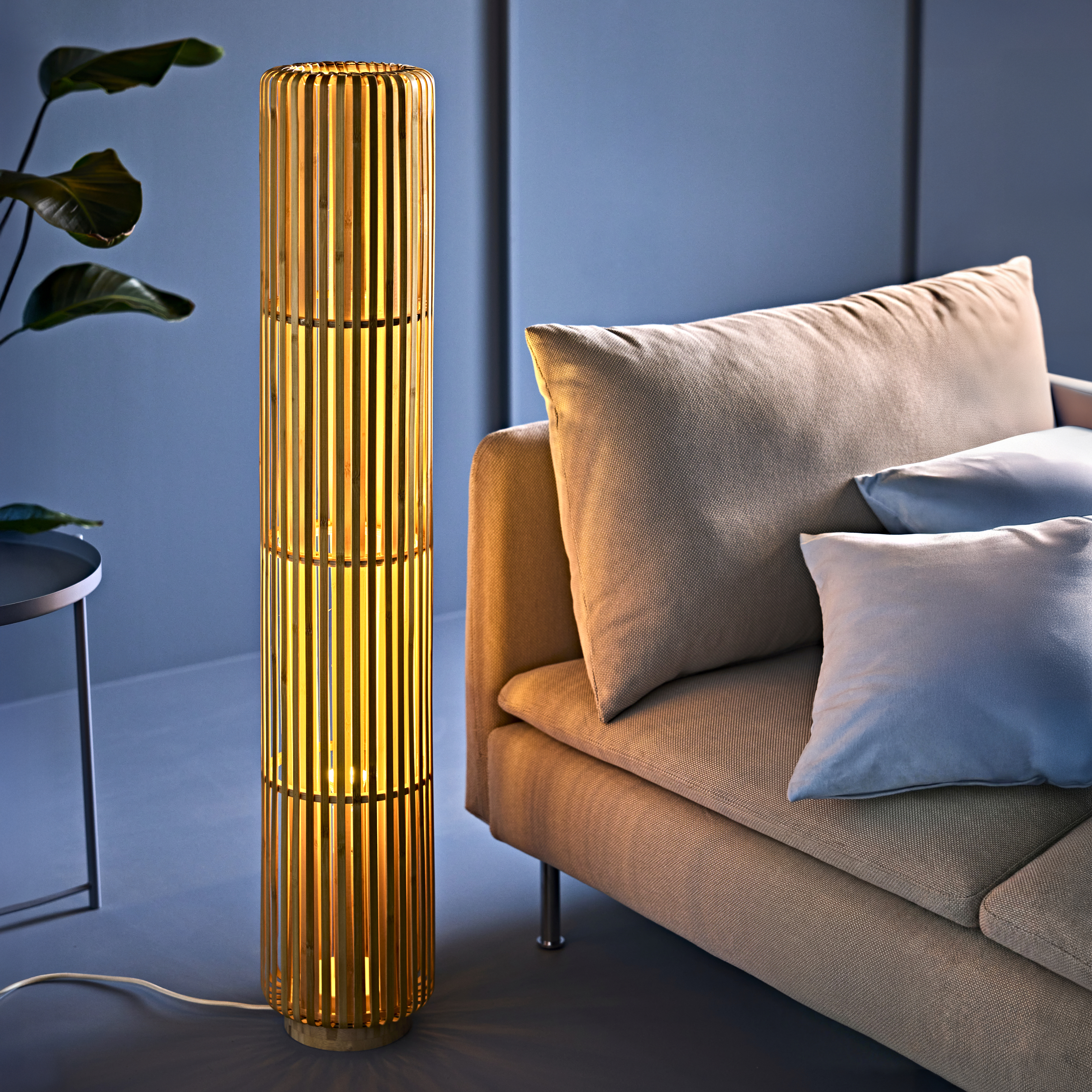 VARPTROSS floor lamp