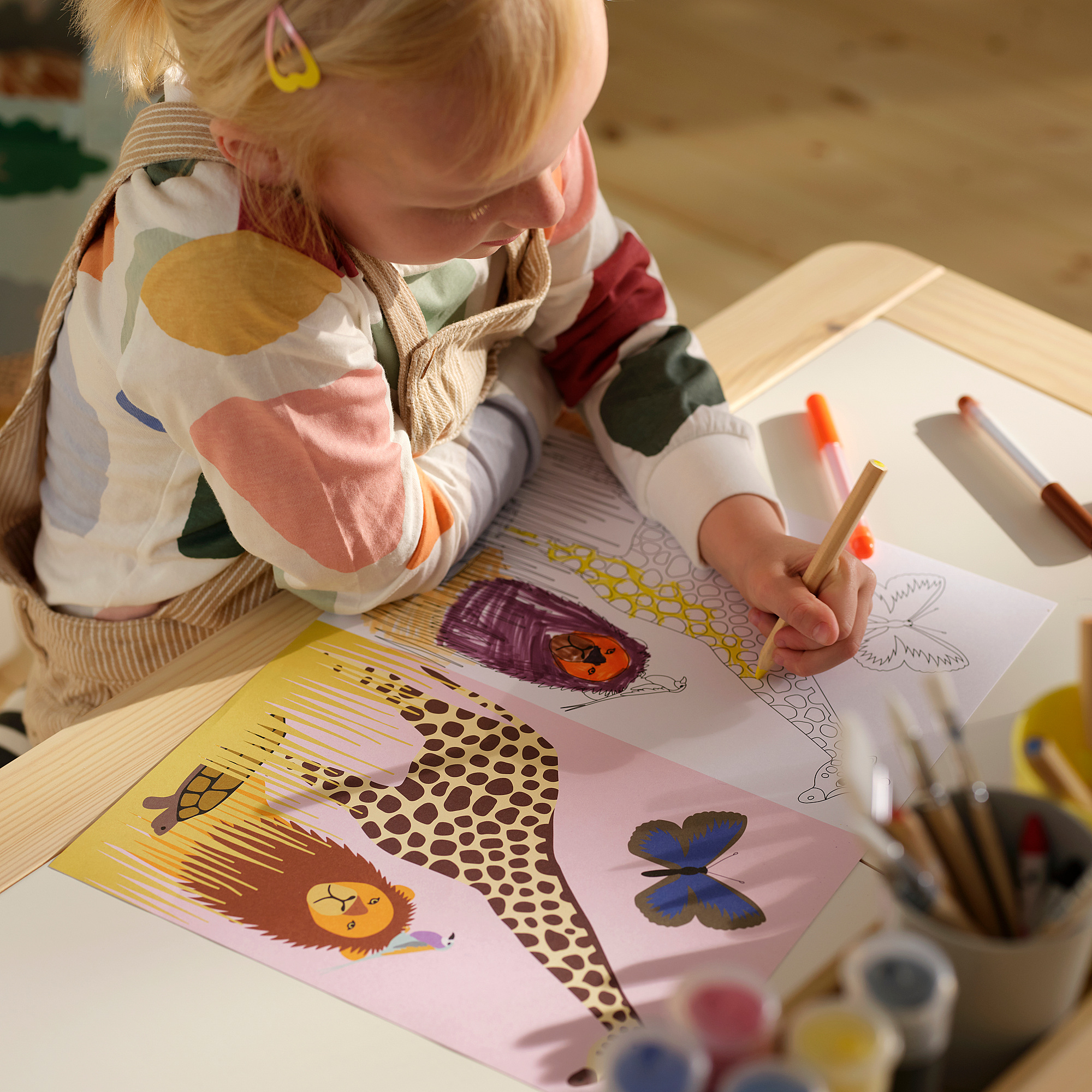 SANDLÖPARE activity book