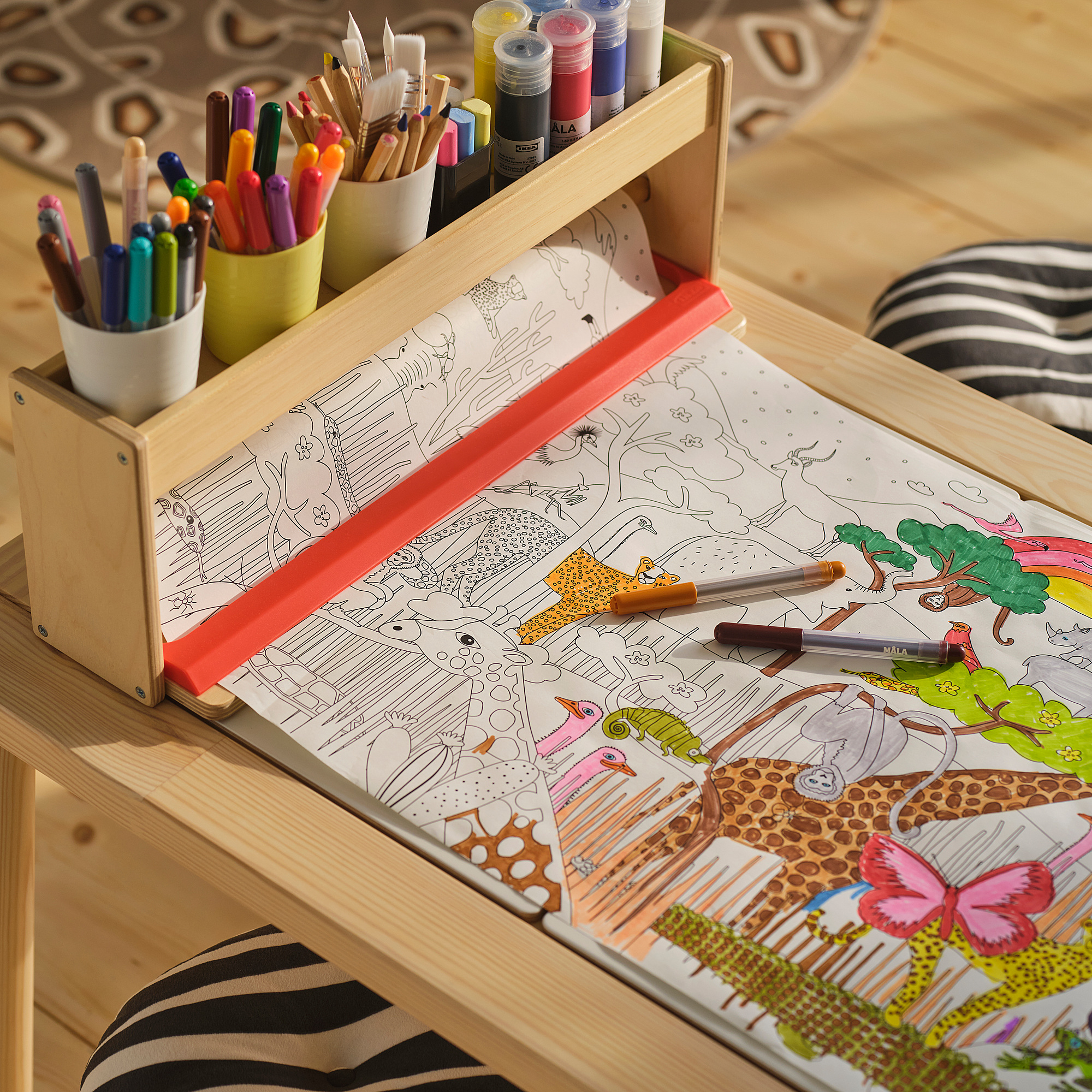SANDLÖPARE colouring paper roll