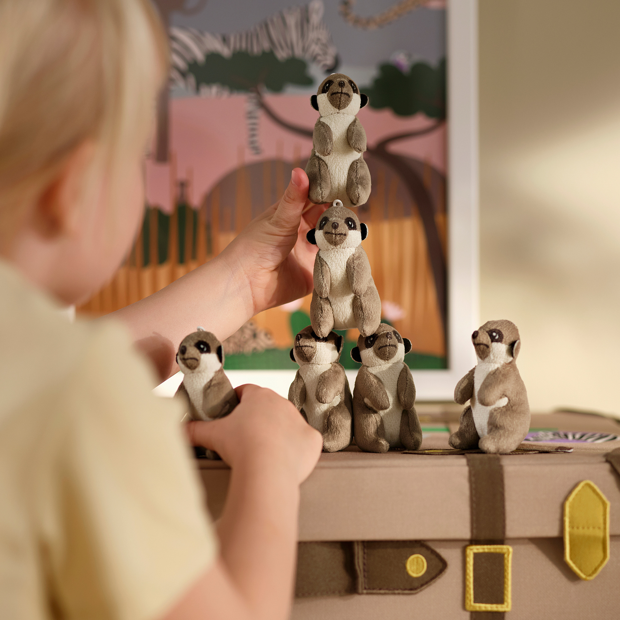 SANDLÖPARE soft toy