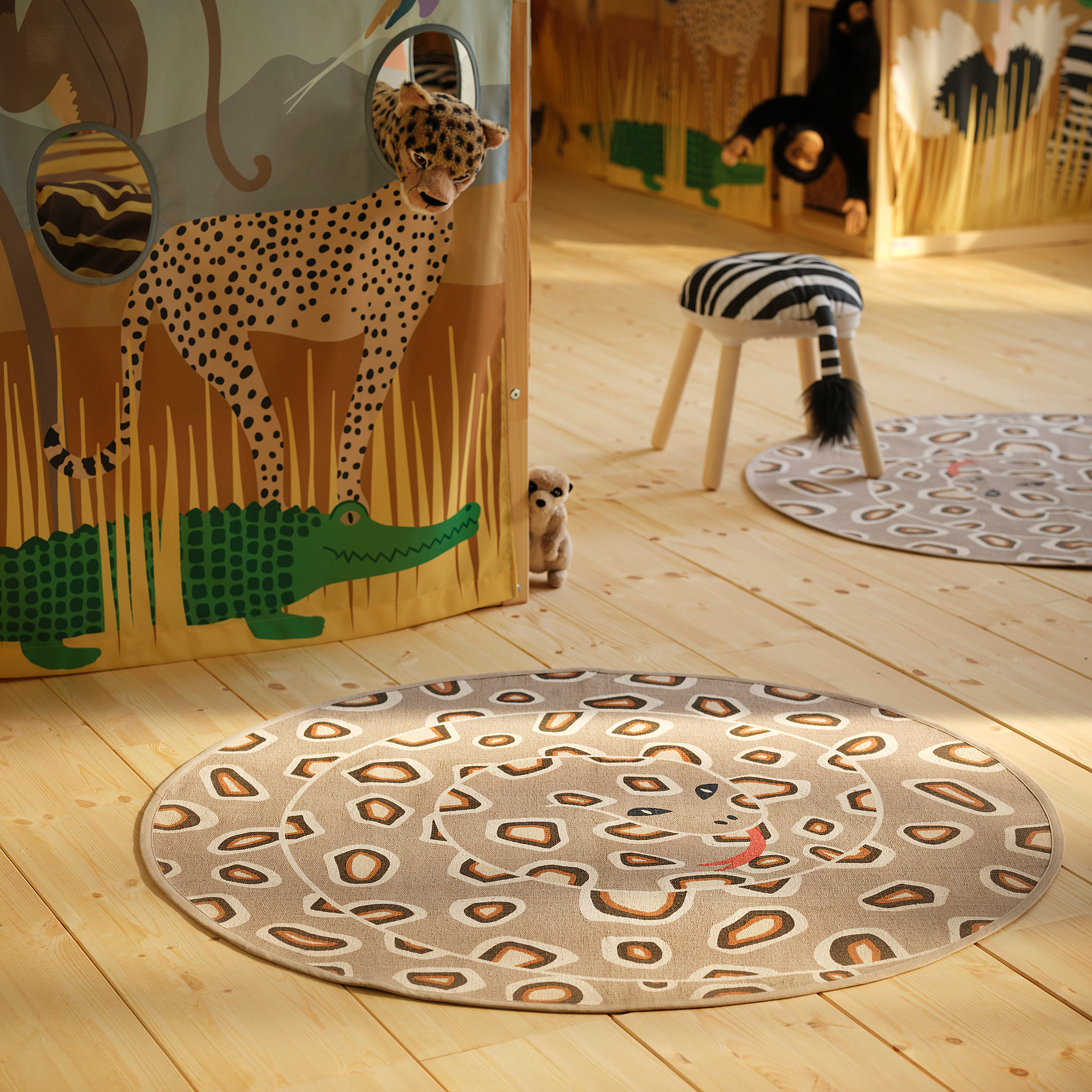 SANDLÖPARE rug, flatwoven