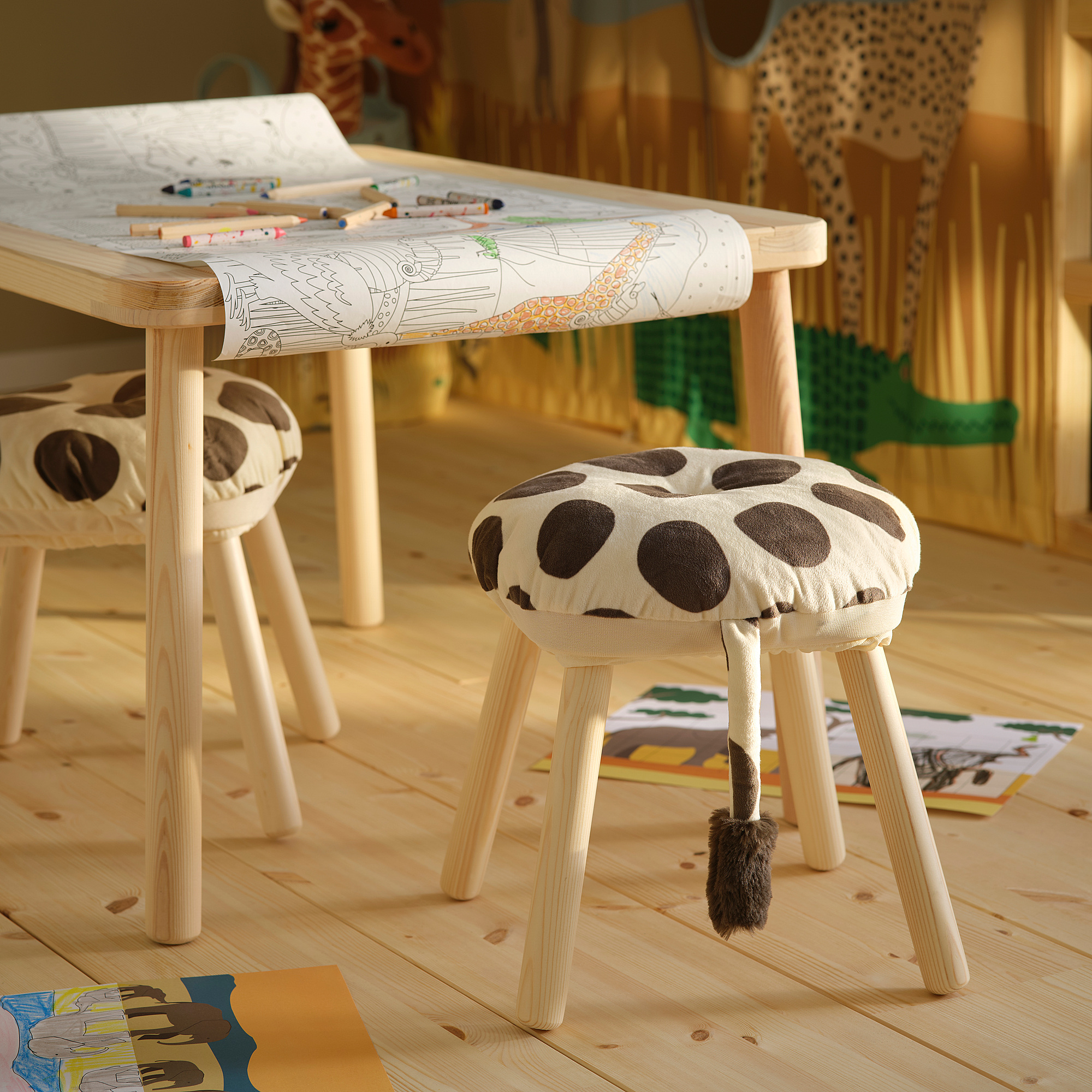 SANDLÖPARE stool cover