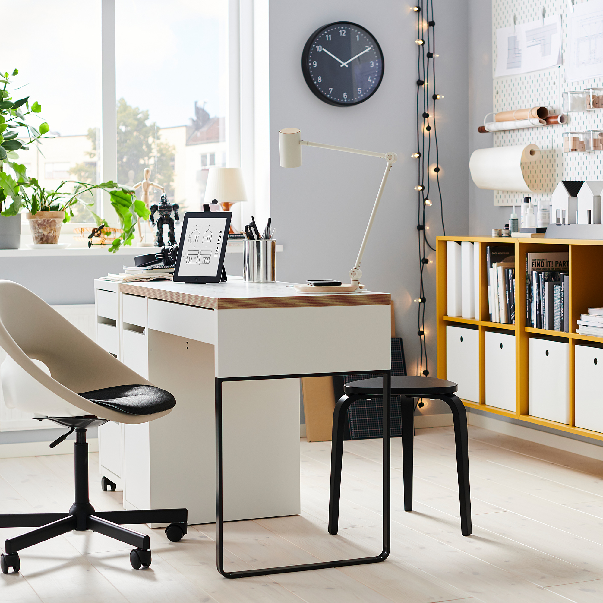 MICKE desk