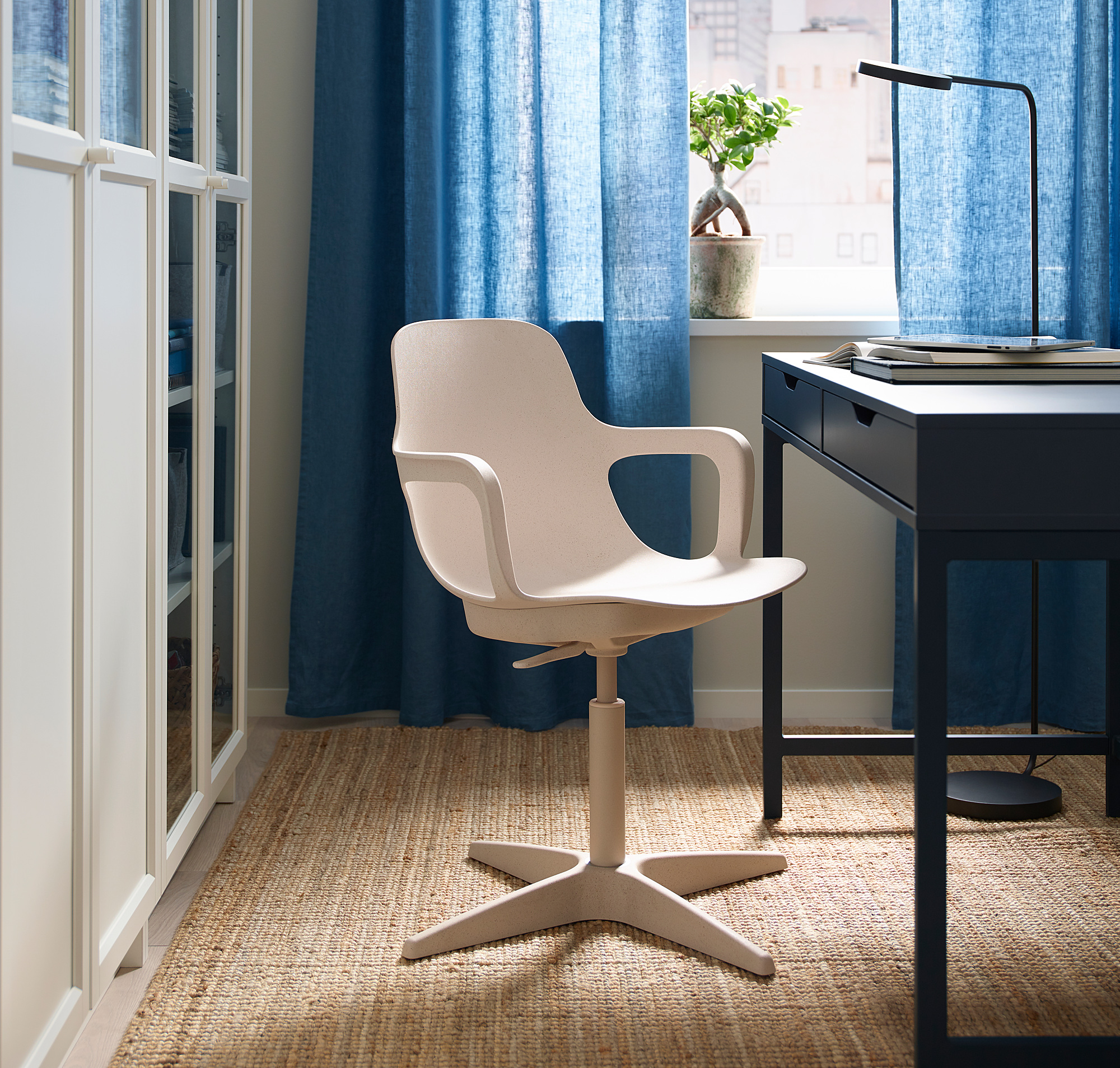 ODGER swivel chair