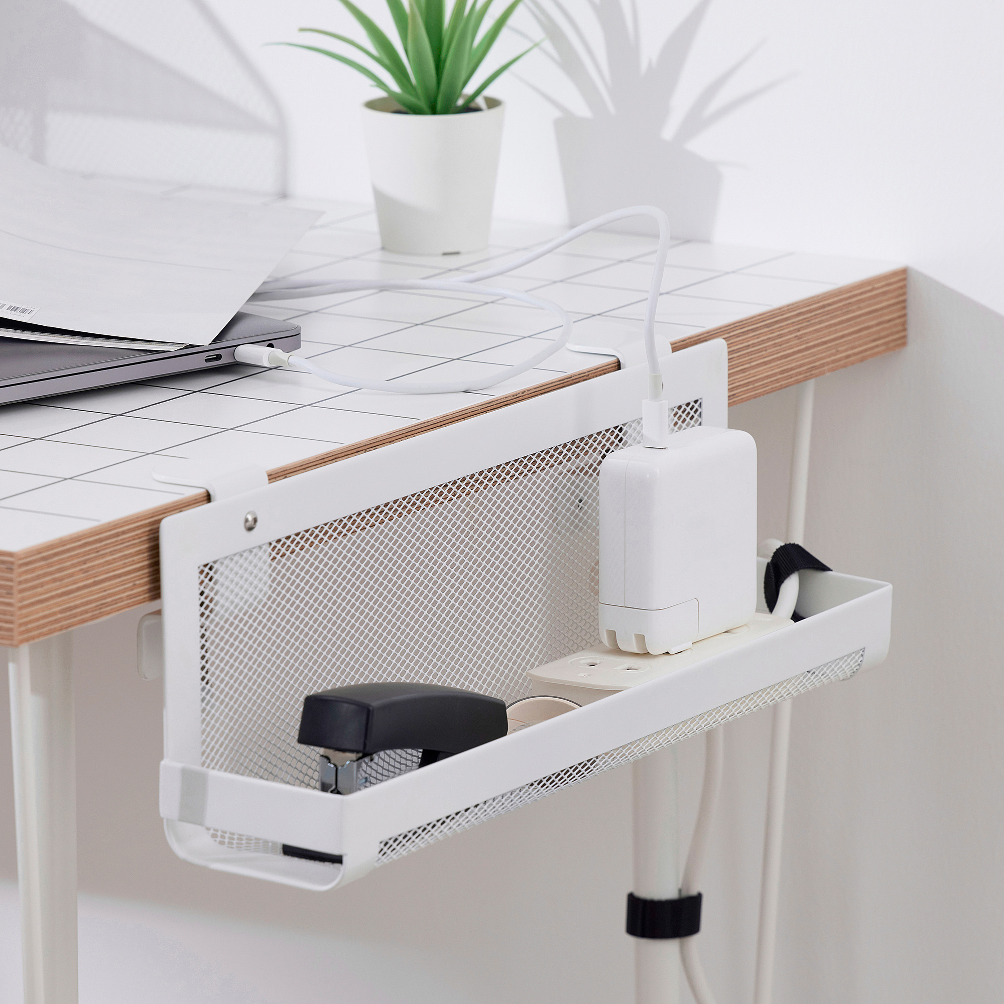 FÖRSÄSONG cable management tray