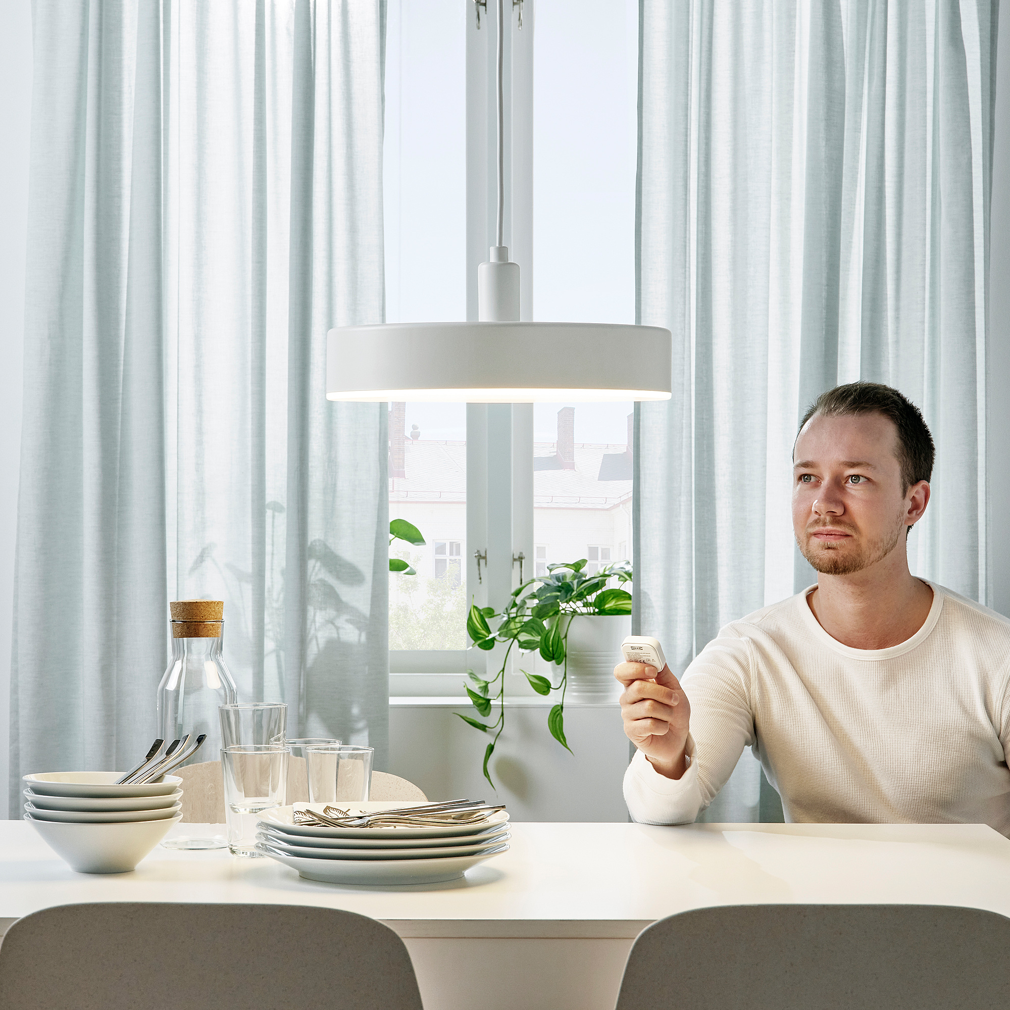 NYMÅNE LED吊燈