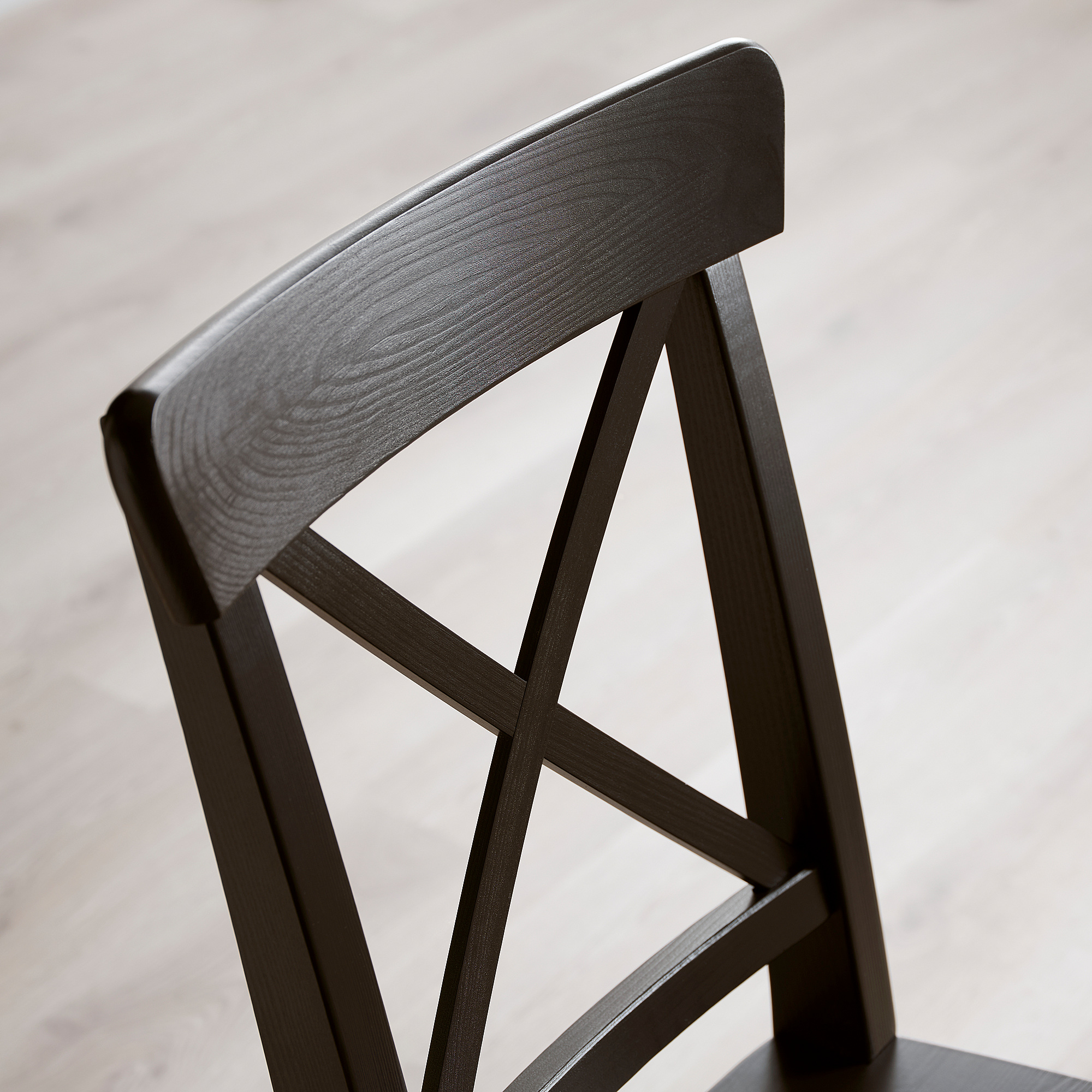 DANDERYD/INGOLF 一桌二椅
