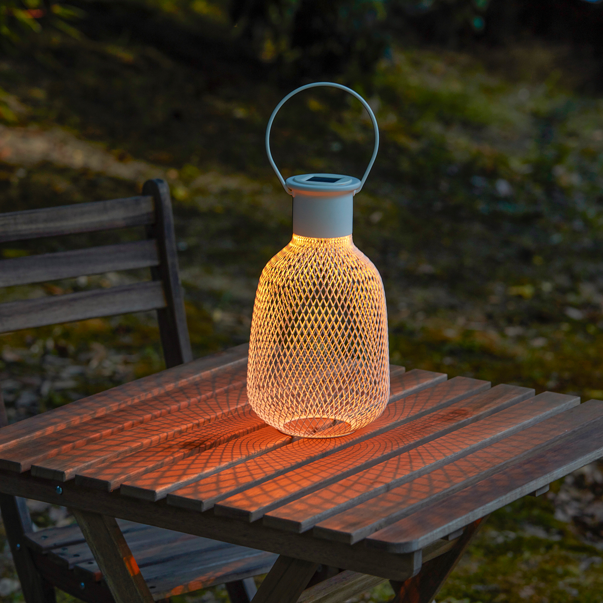 SOLVINDEN LED solar-powered lantern
