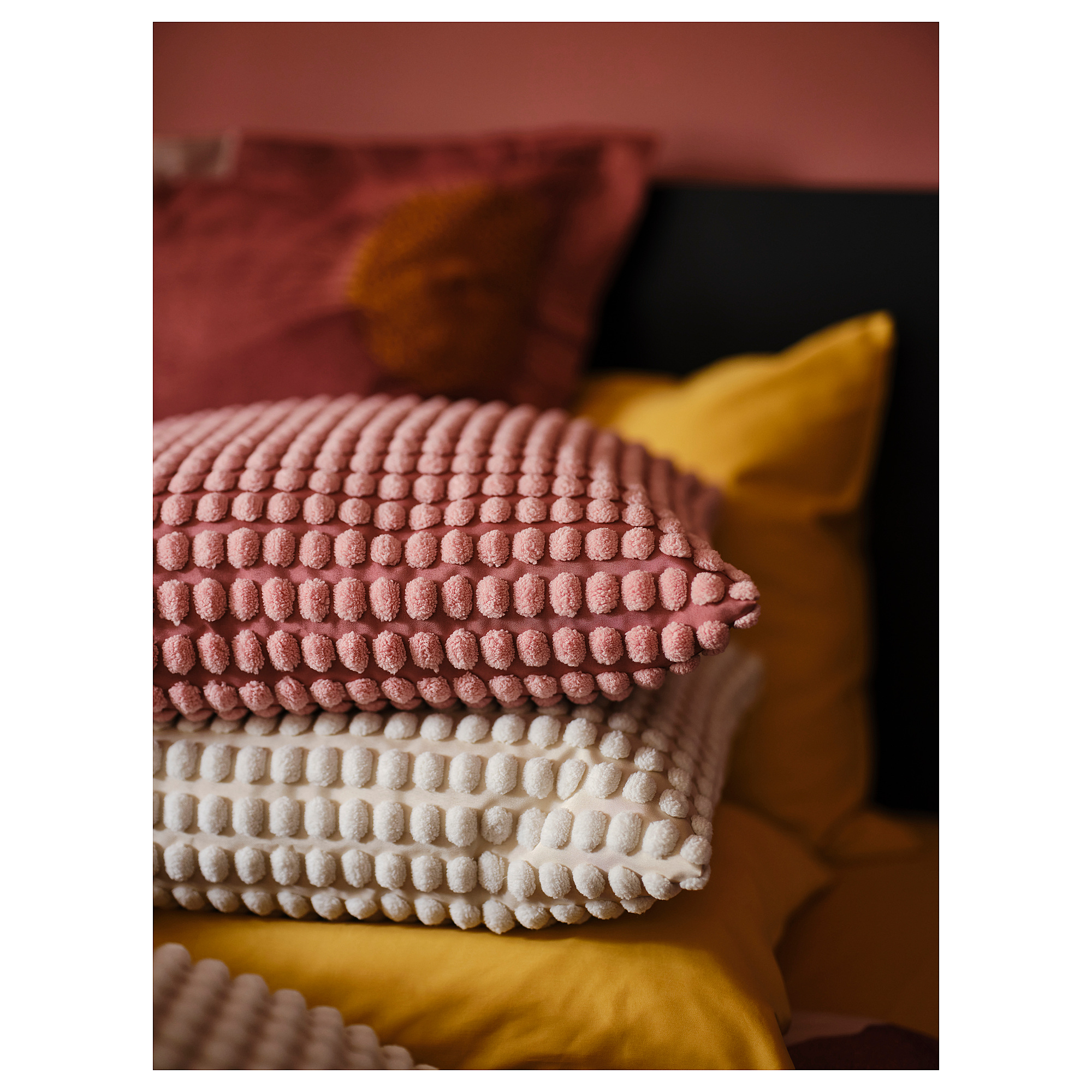 SVARTPOPPEL cushion cover