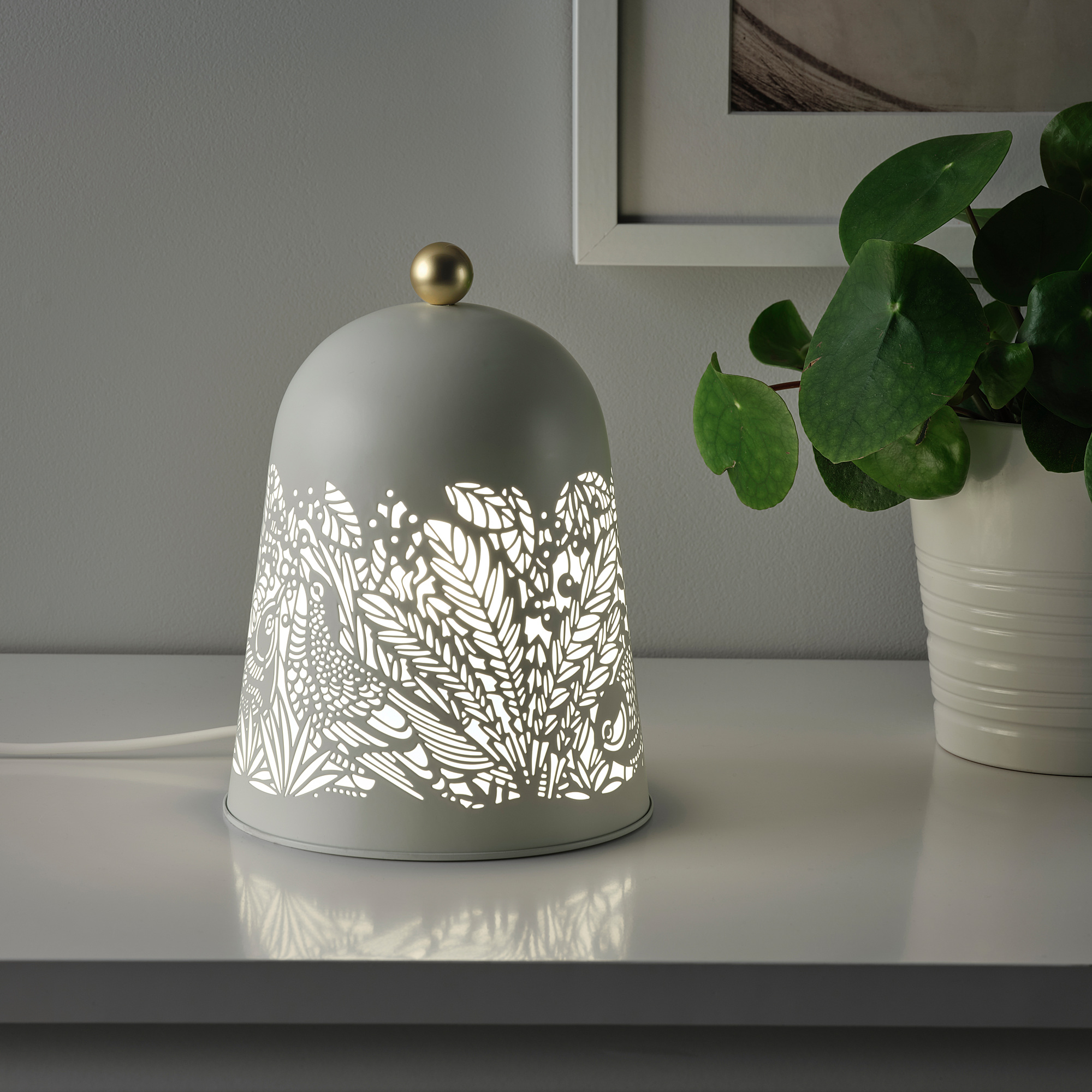 SOLSKUR LED table lamp