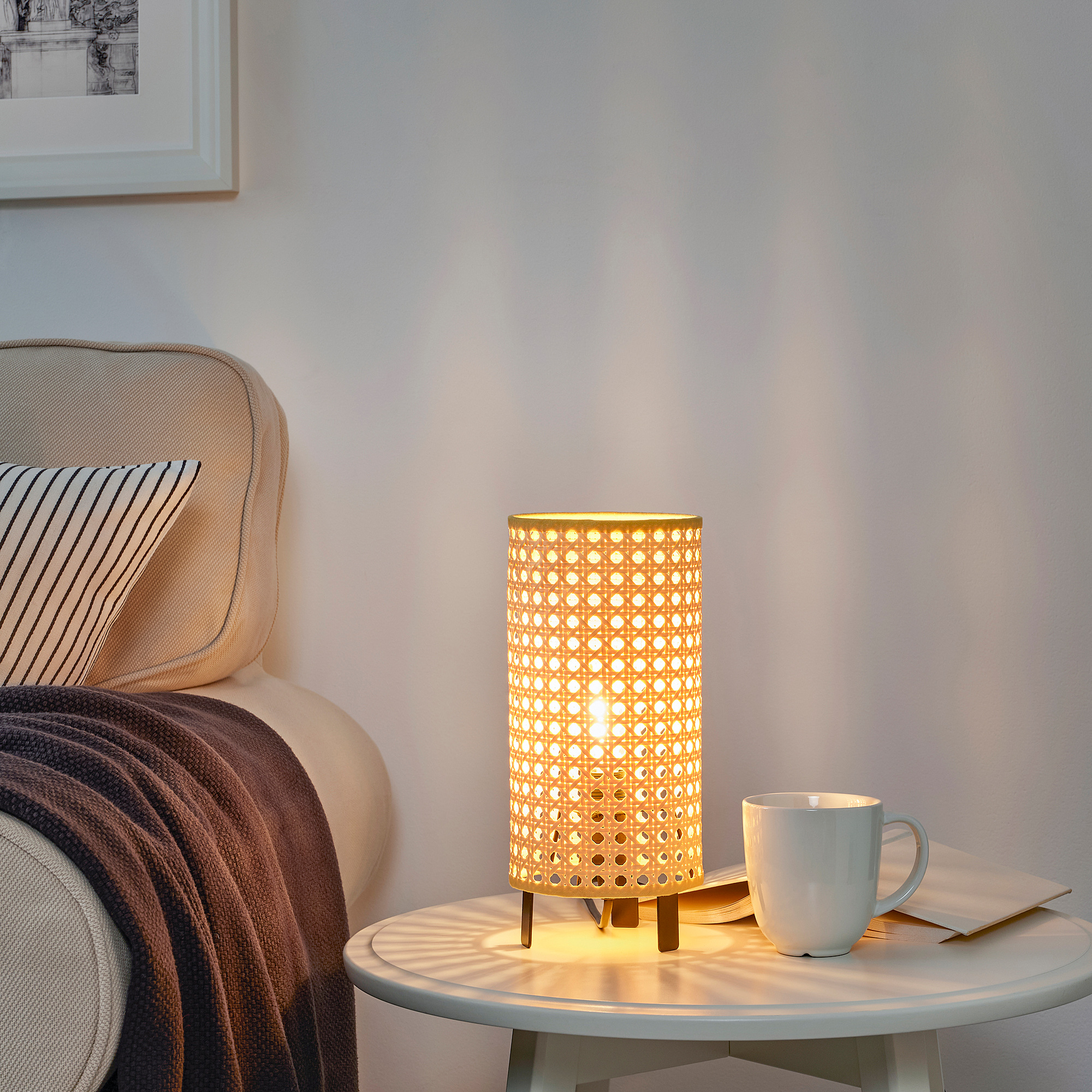 SAXHYTTAN table lamp