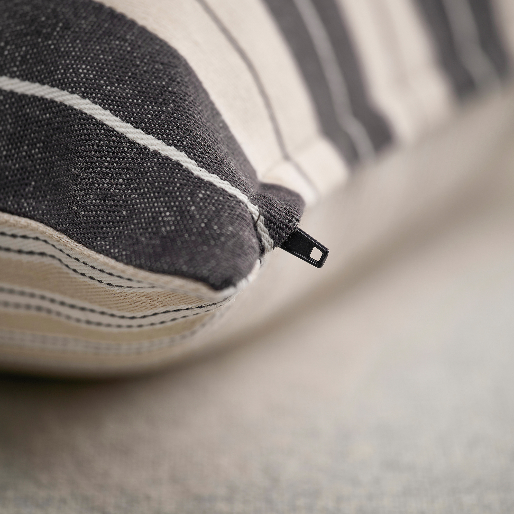 KORALLBUSKE 靠枕套