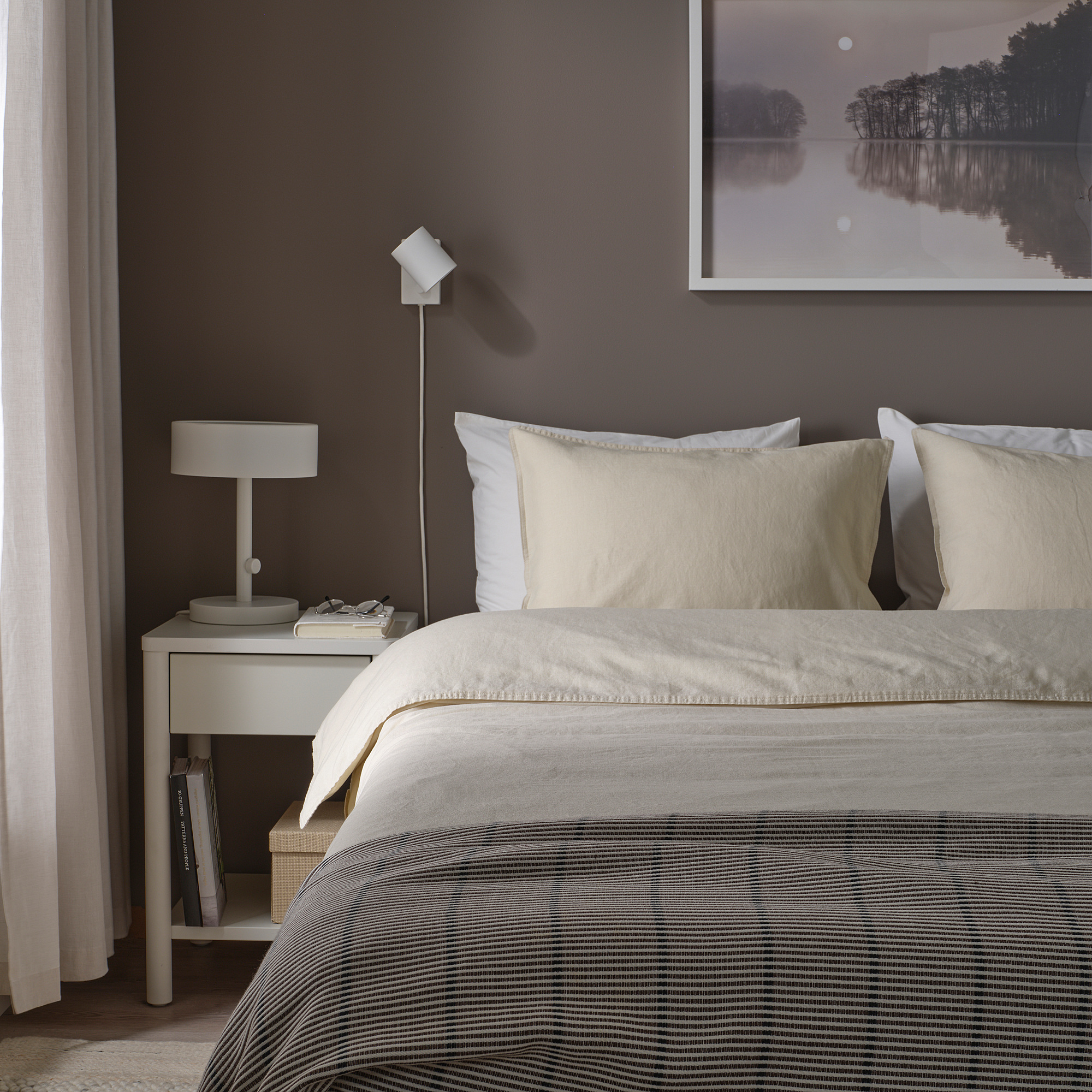 RUNDHAGTORN duvet cover and 2 pillowcases