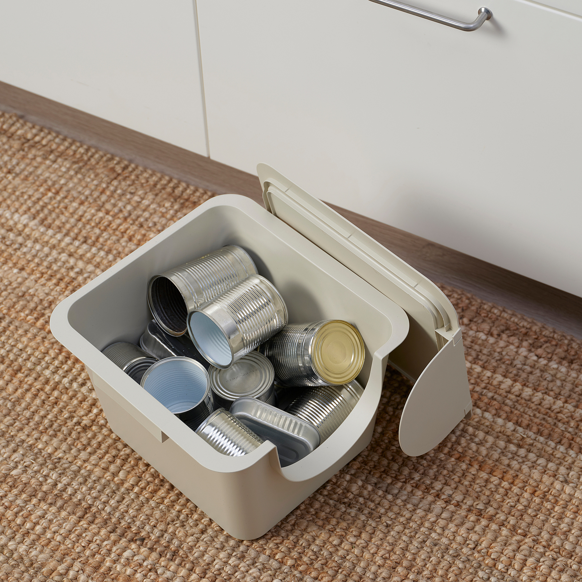 TRÖSKNING bin with lid