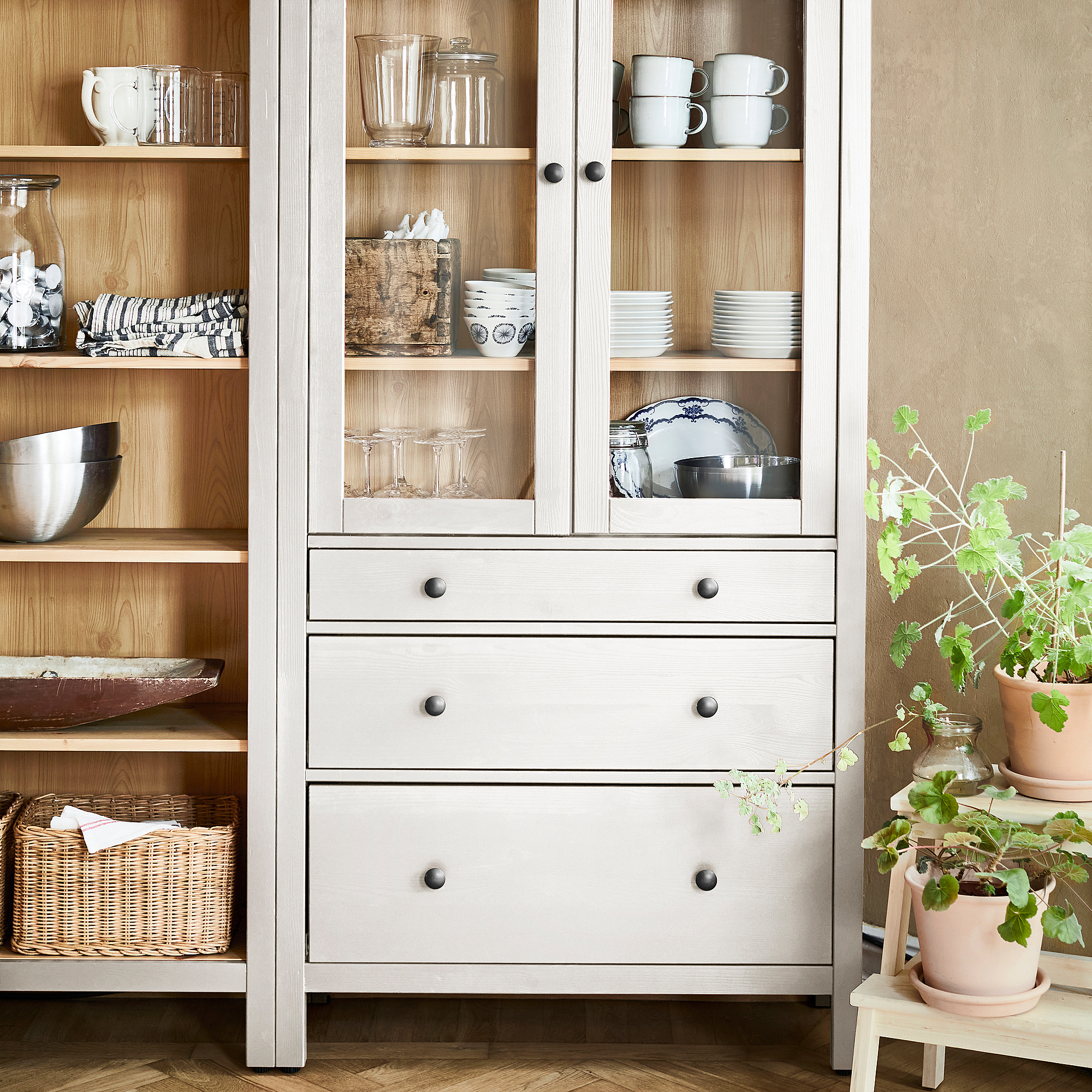 HEMNES 收納組合附門/抽屜