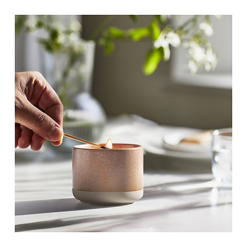 LUGNARE scented candle in ceramic jar
