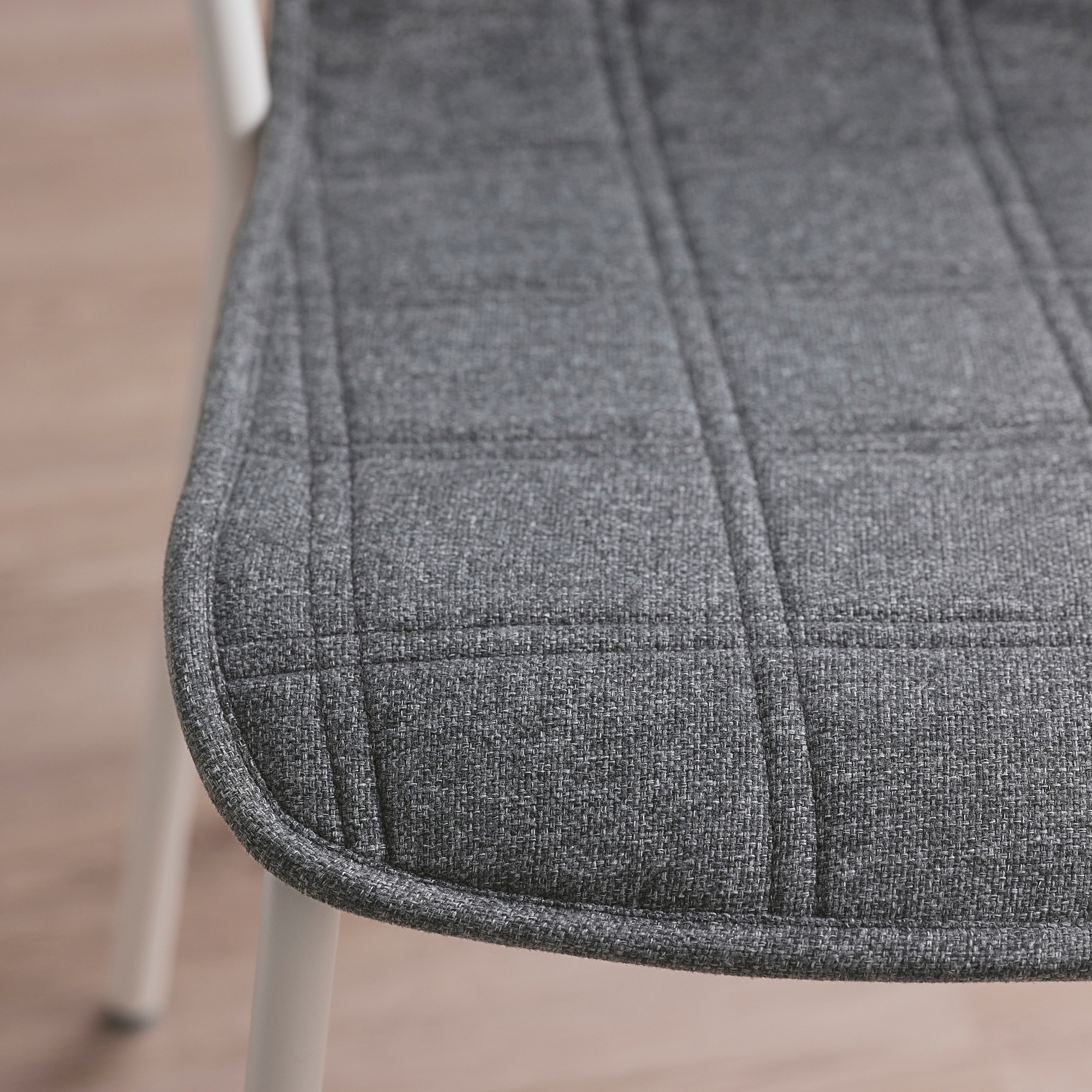 LÄKTARE conference chair