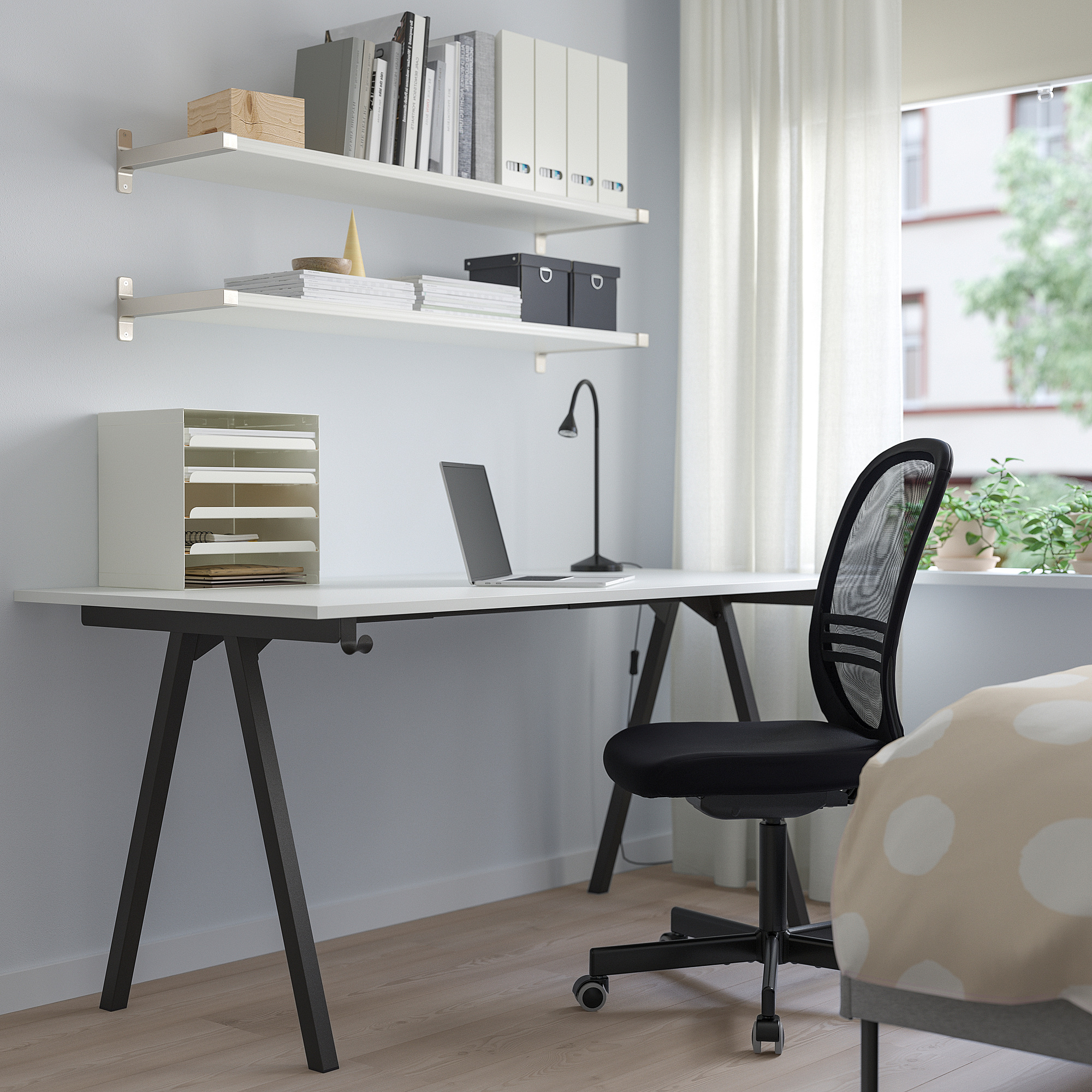 TROTTEN desk