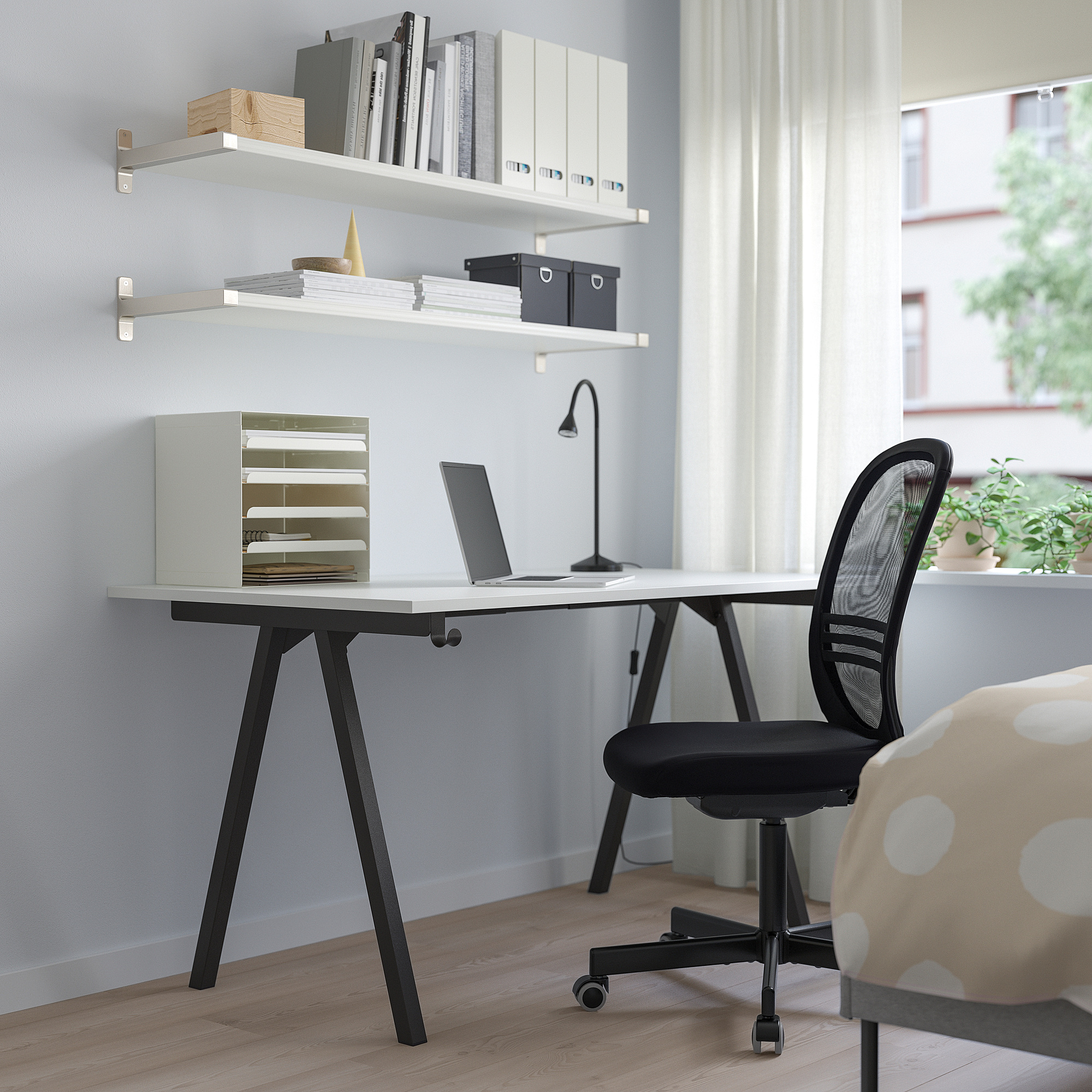 TROTTEN desk