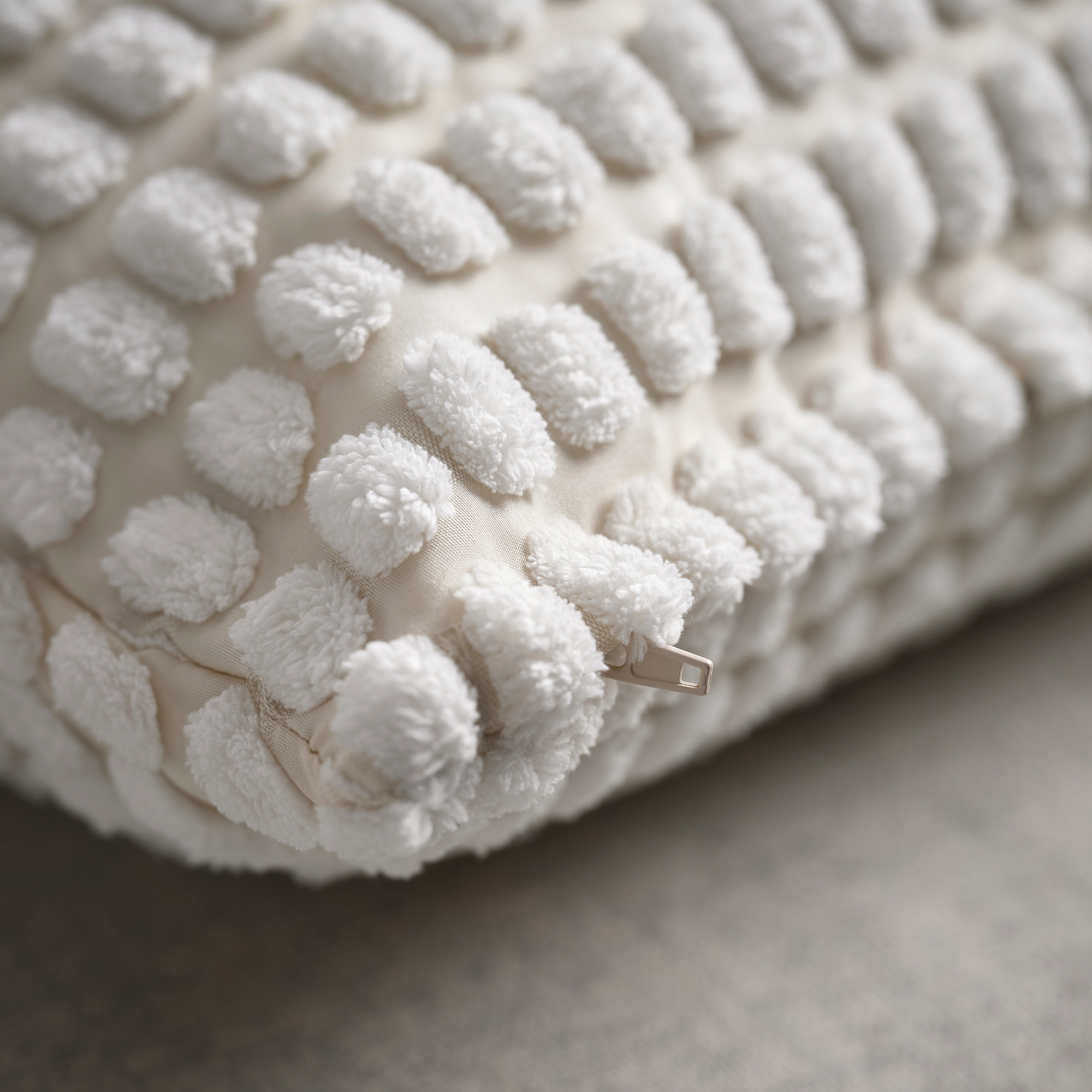 SVARTPOPPEL 靠枕套