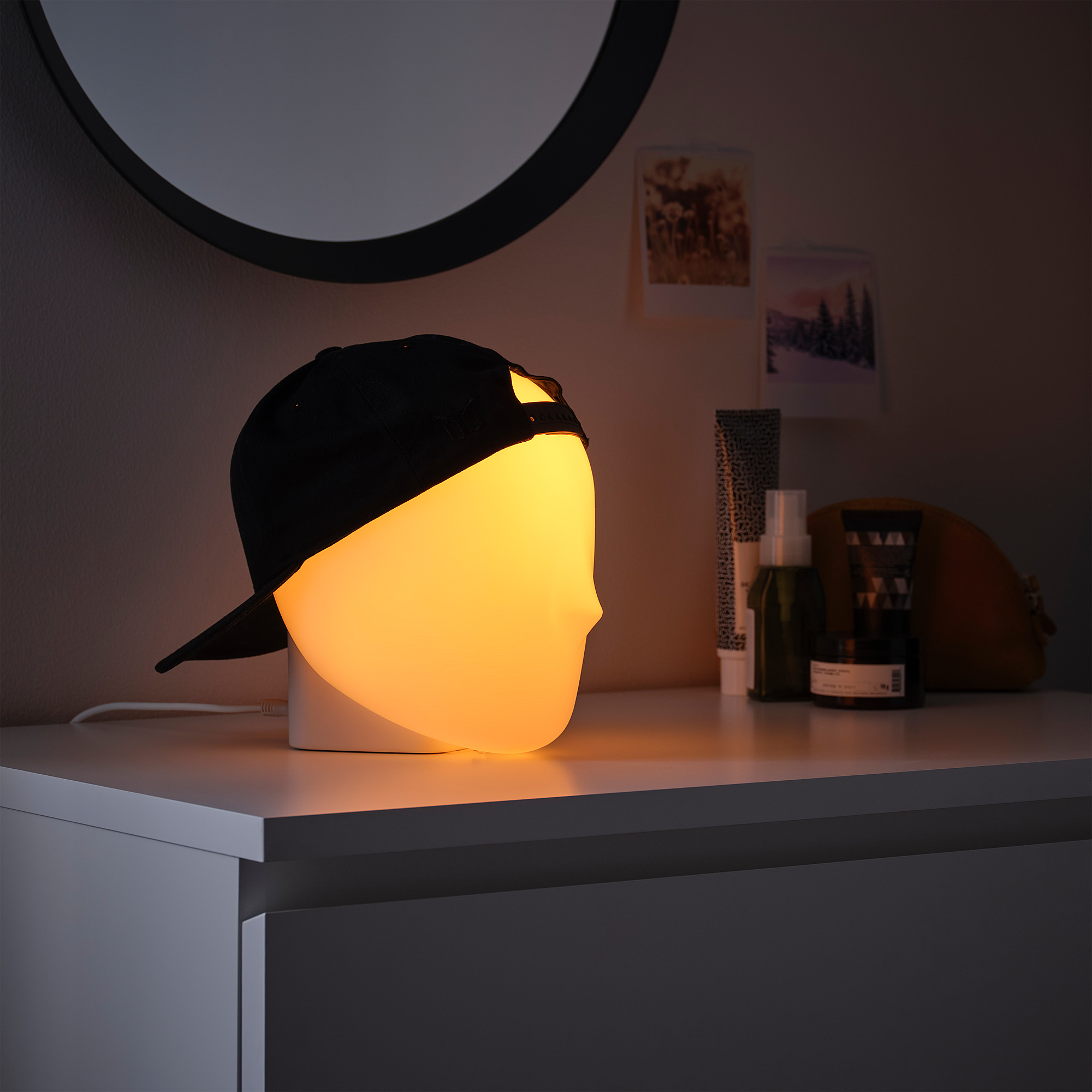 ISKÄRNA LED table lamp