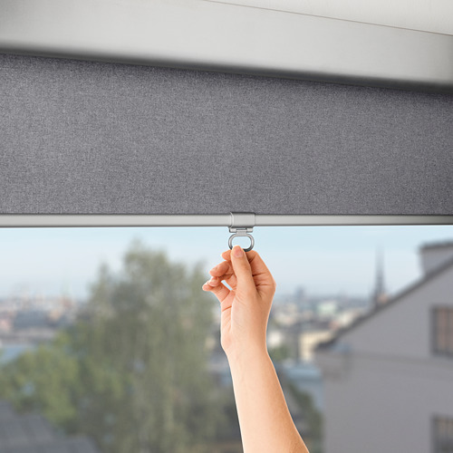 TRETUR block-out roller blind