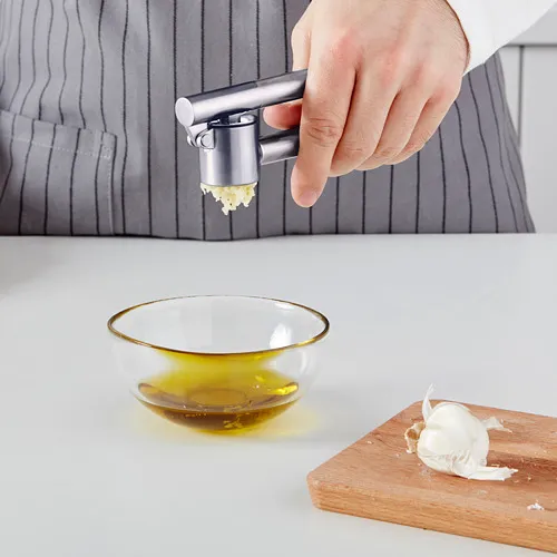 KONCIS garlic press