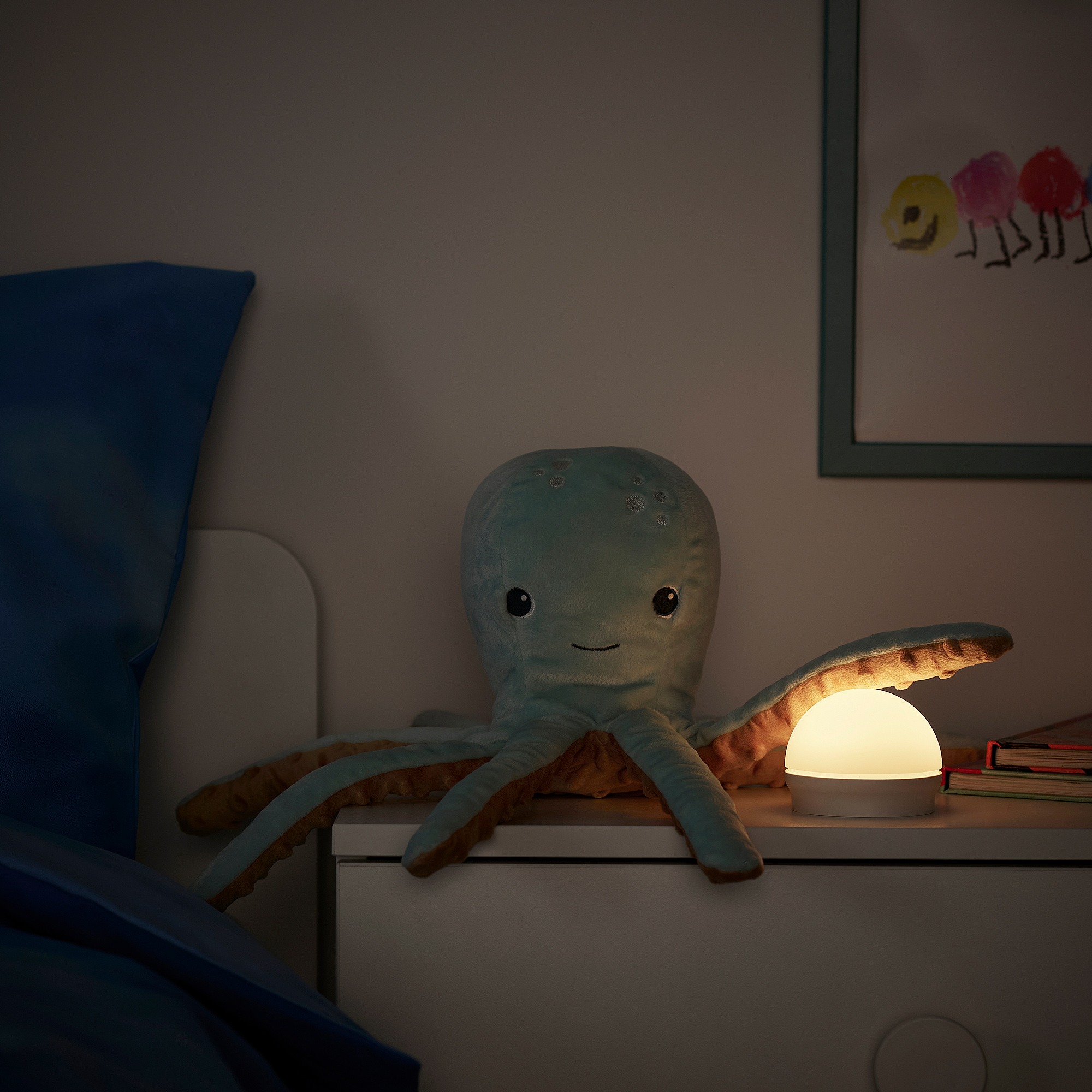 BLÅVINGAD soft toy with LED night light