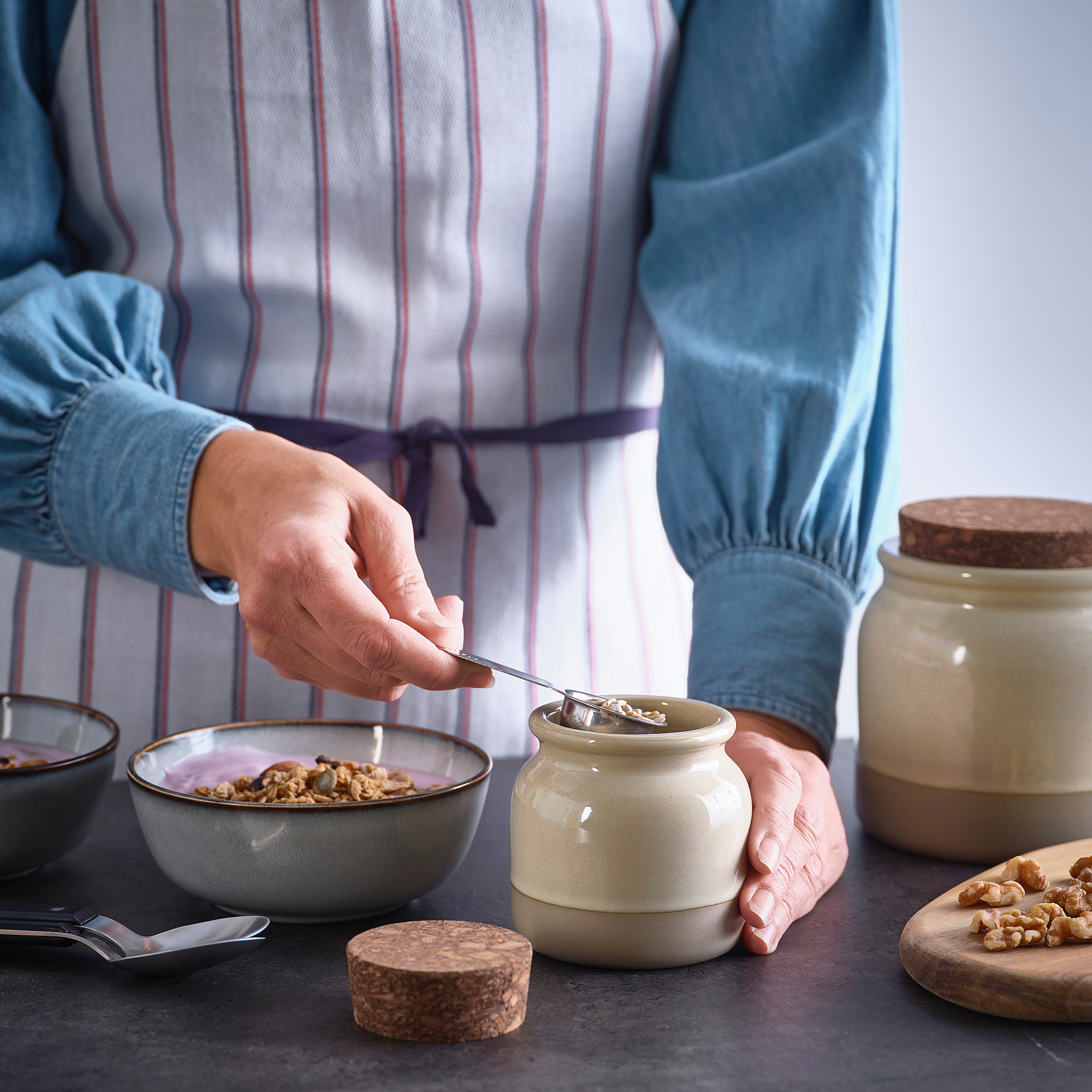 BRUGDHAJ jar with lid