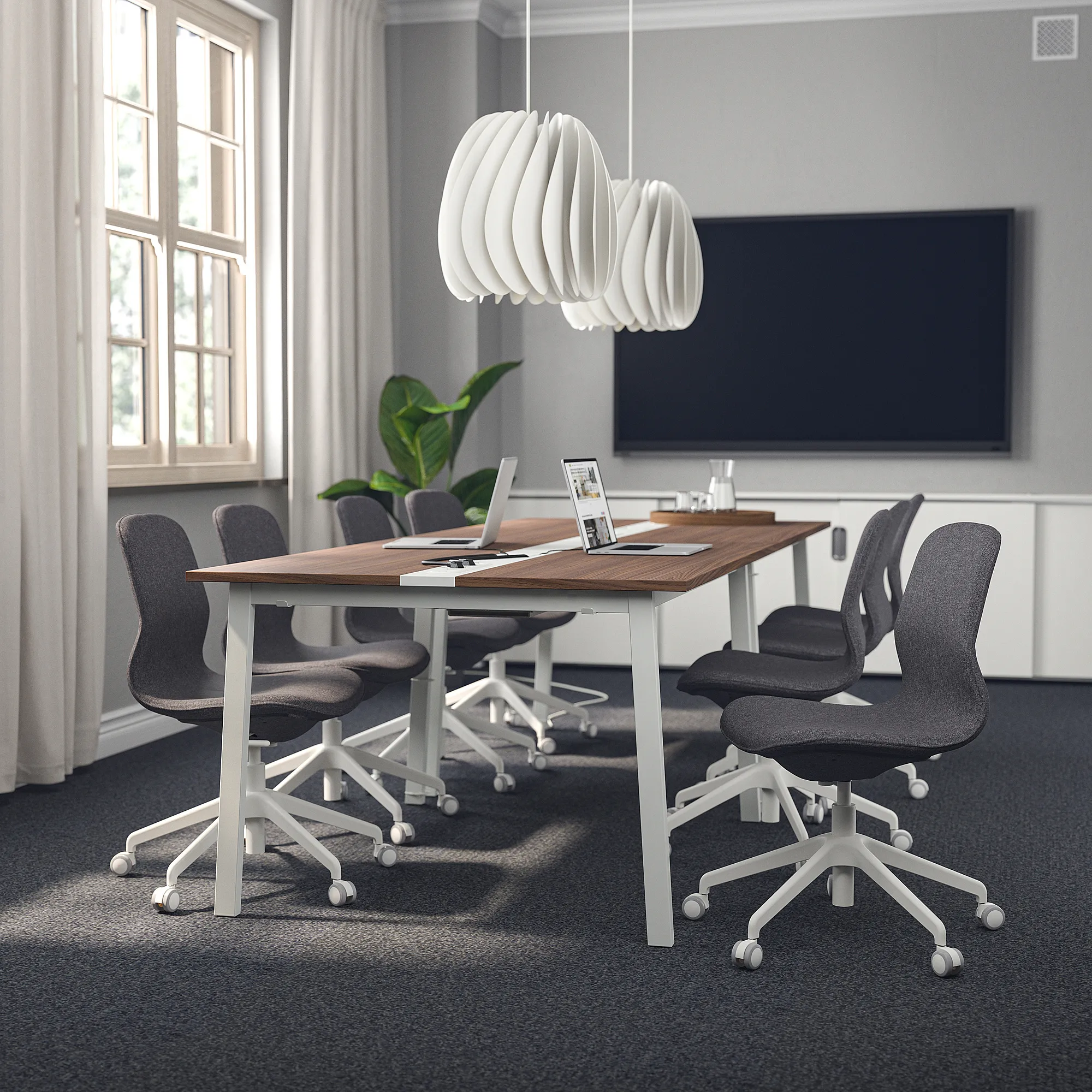 MITTZON conference table