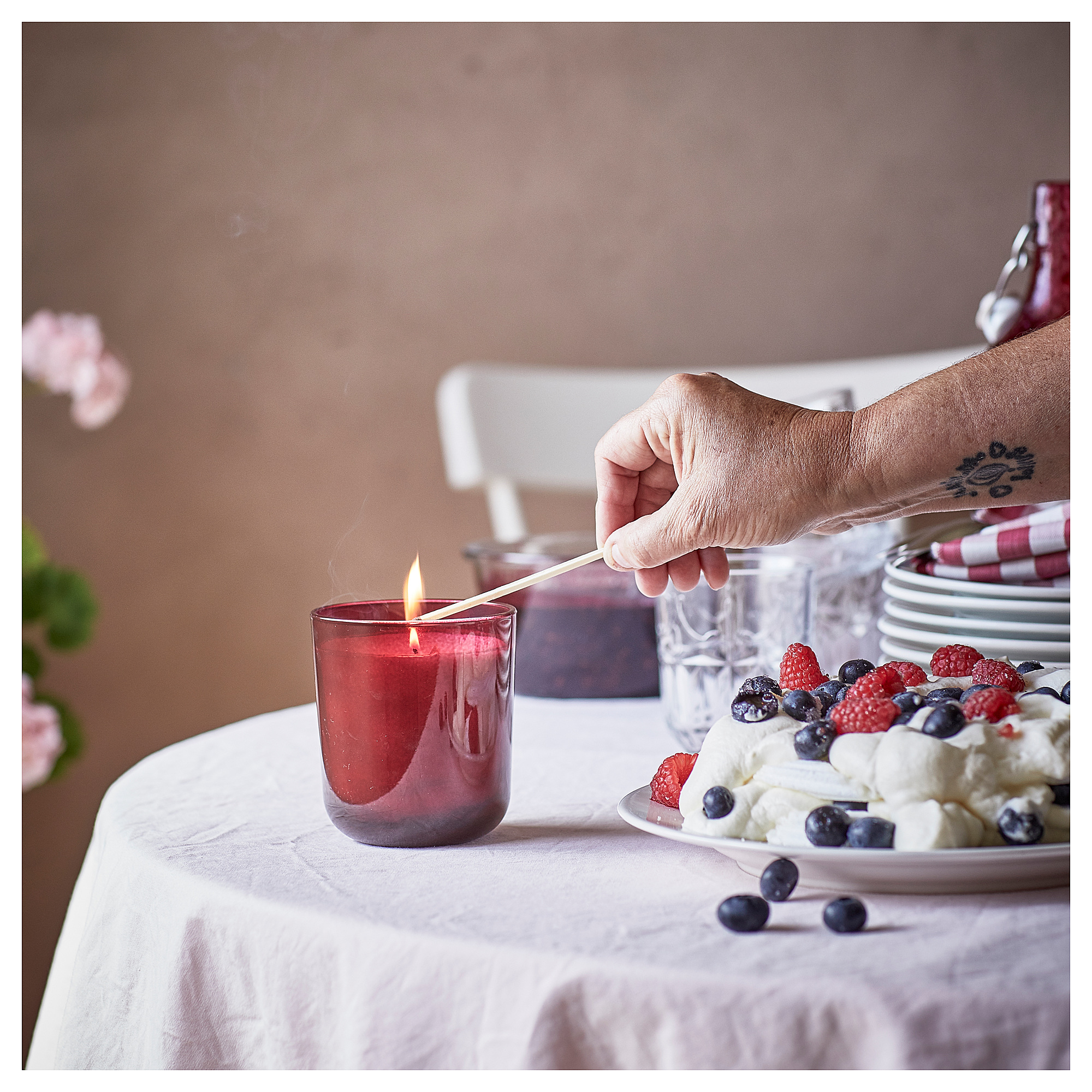 STÖRTSKÖN scented candle in glass