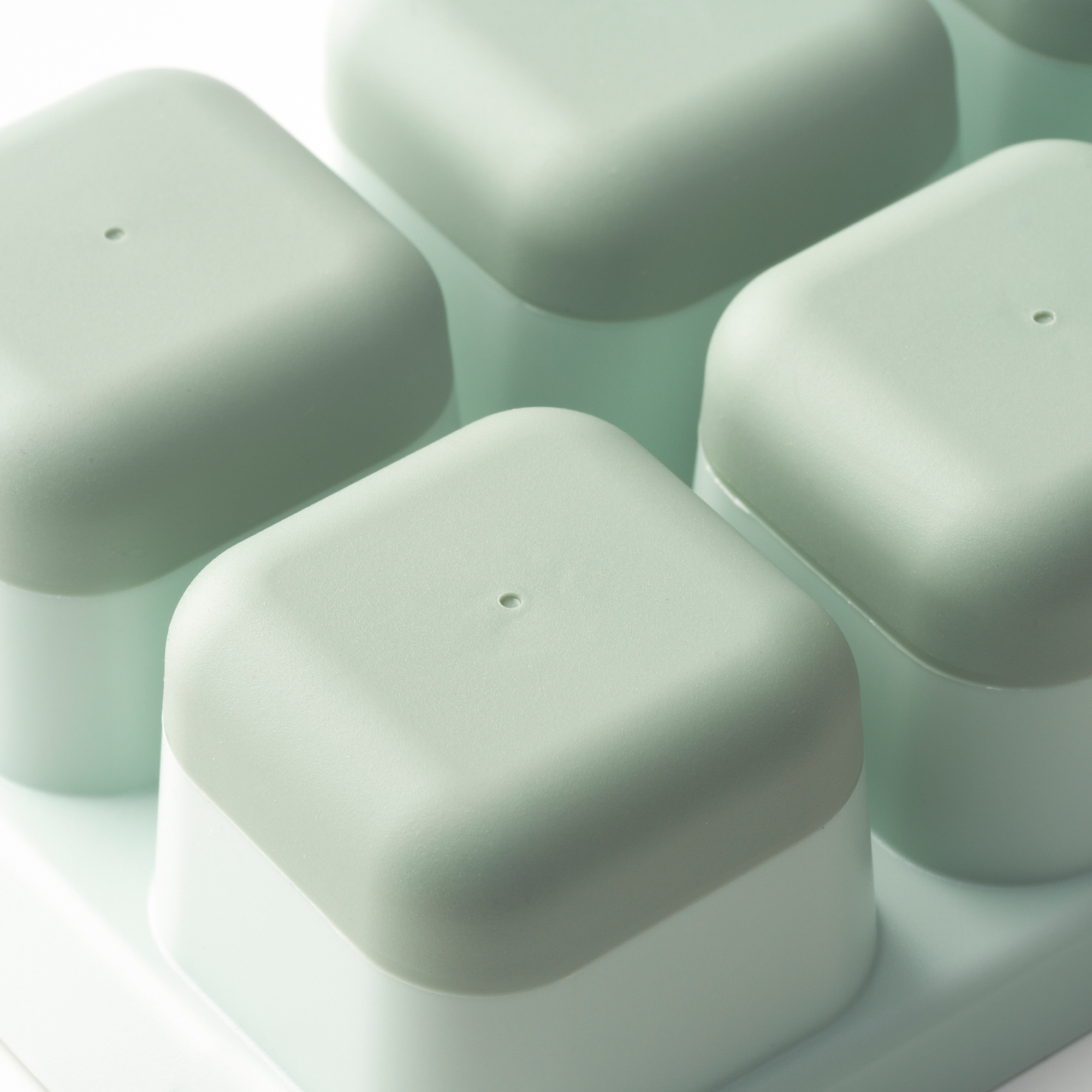 SPJUTROCKA ice cube tray with lid