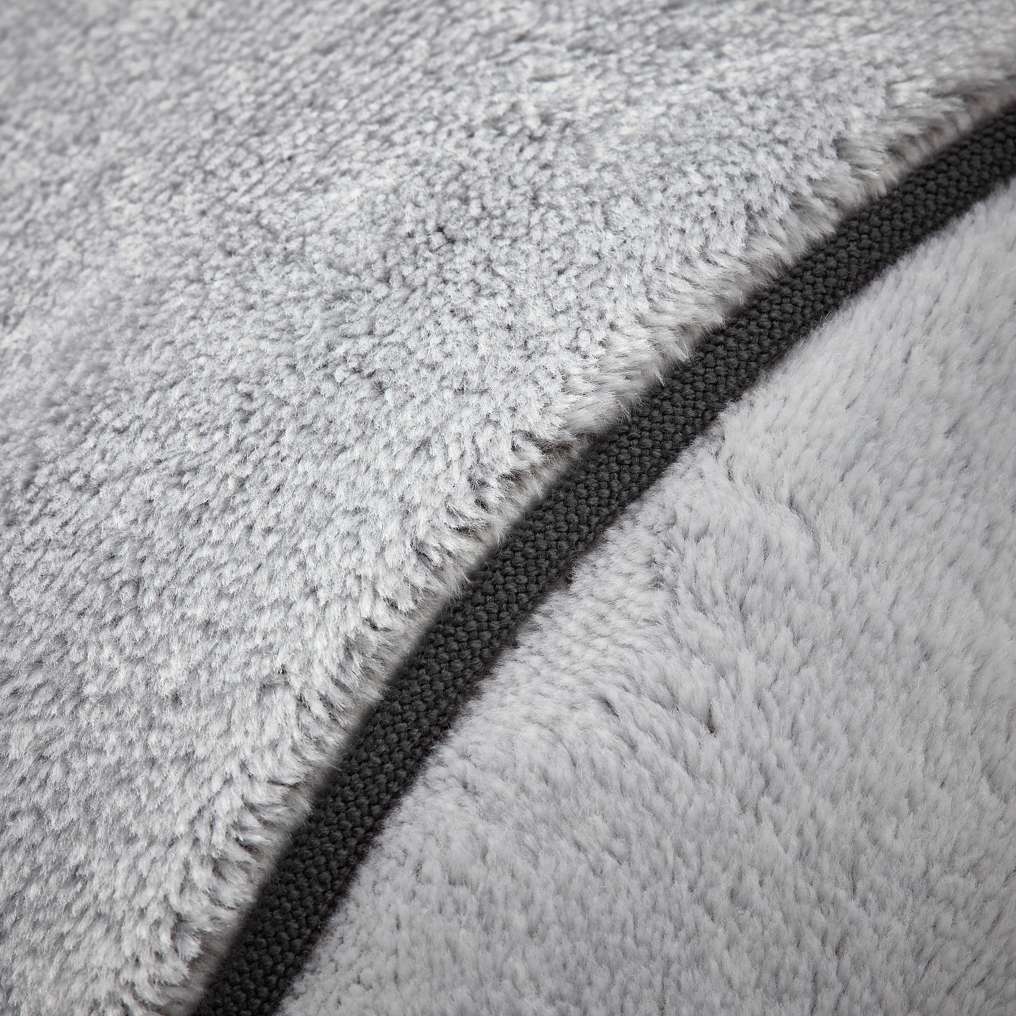BLÅSKATA 靠枕