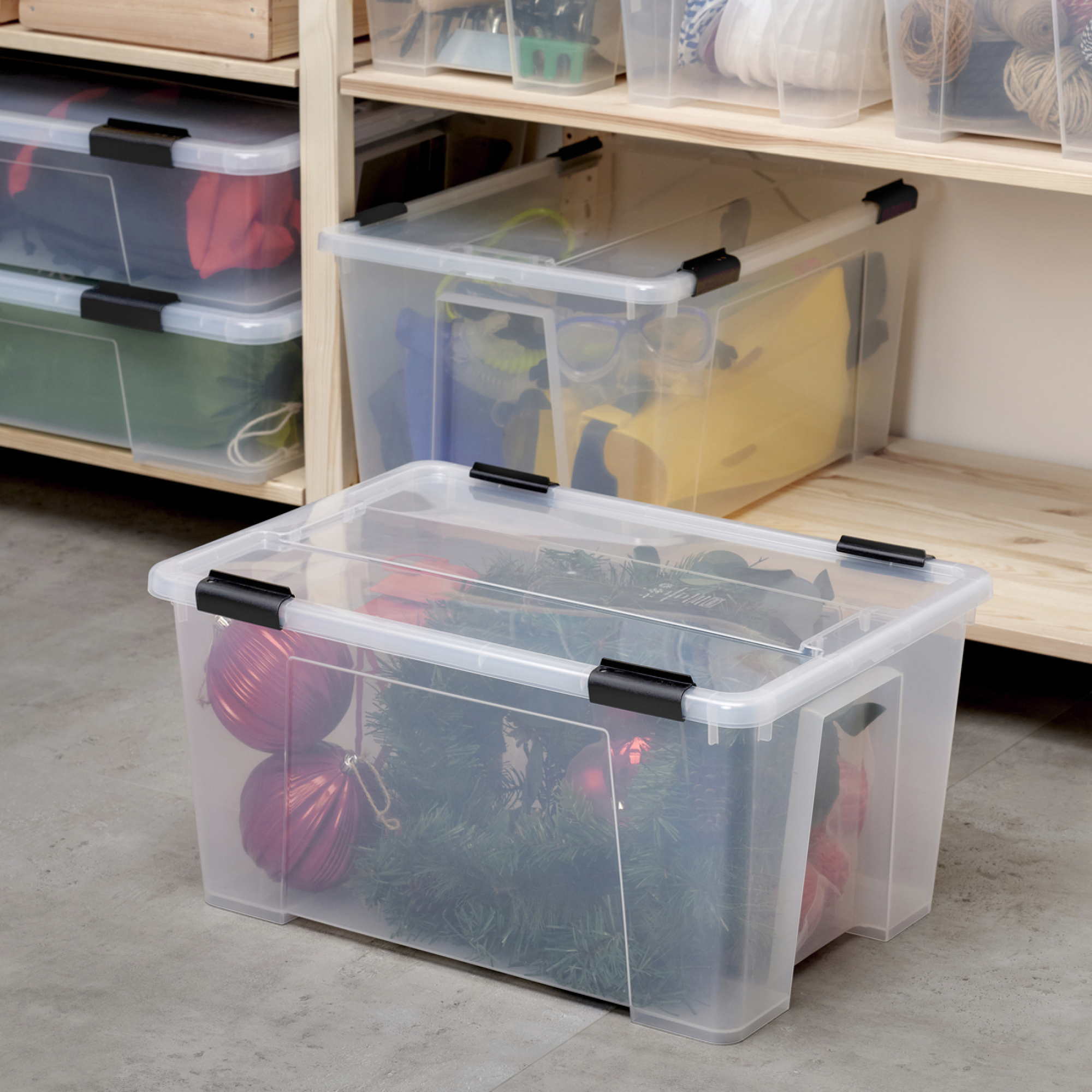 SAMLA box with lid
